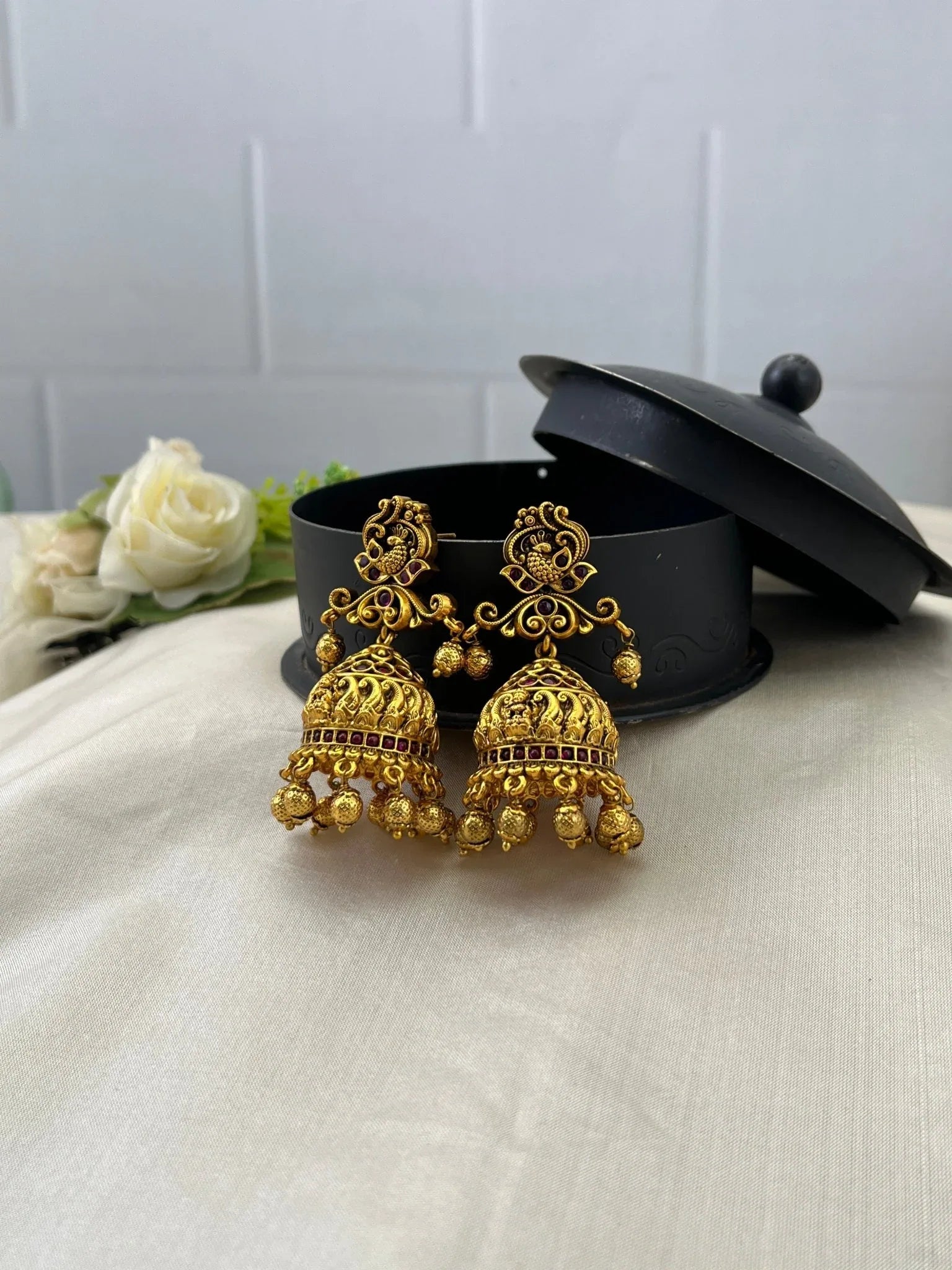 Rioyal Antique Jhumka Earrings 0398 - Mahilas