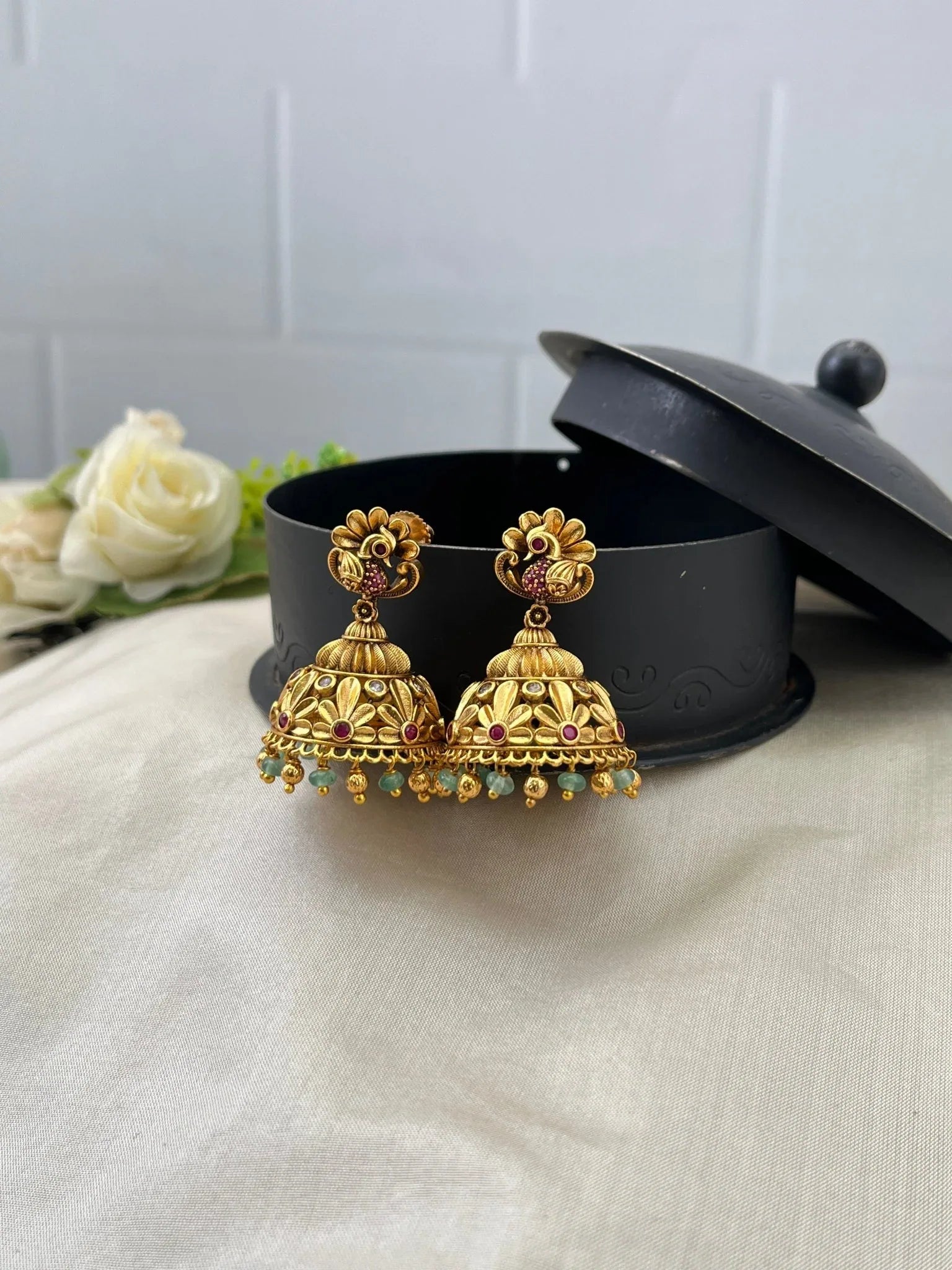 Rioyal Antique Jhumka Earrings 0400 - Mahilas
