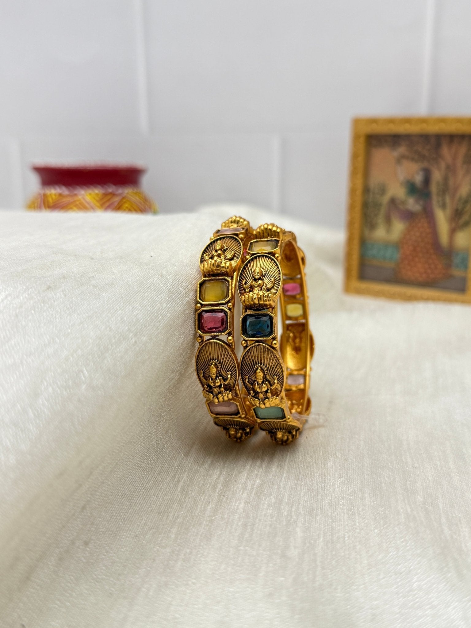 Royal Antique Bangles 6917 - Mahilas