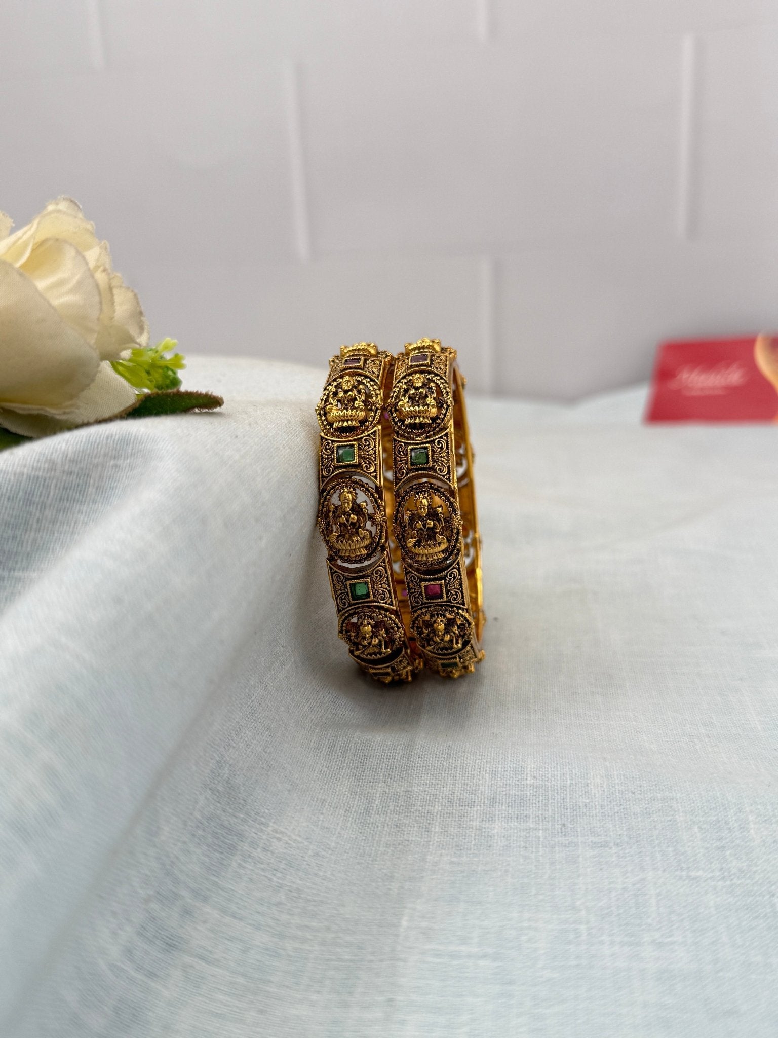 Royal Antique Bangles 7135 - Mahilas