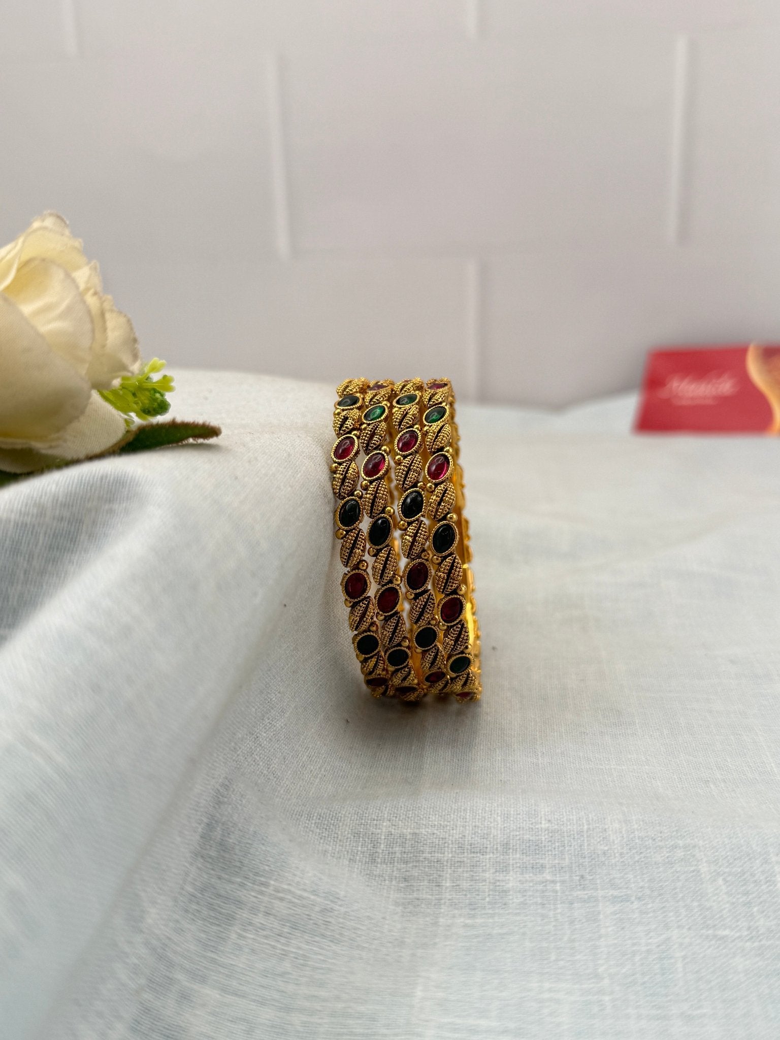 Royal Antique Bangles 7144 - Mahilas