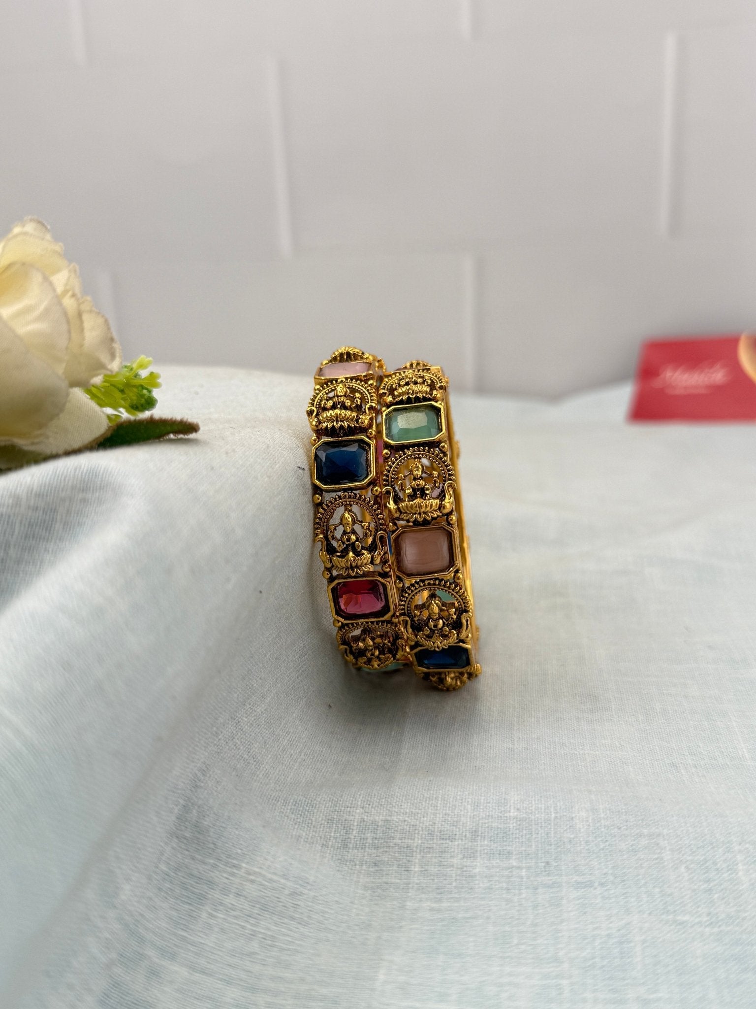 Royal Antique Bangles 7146 - Mahilas