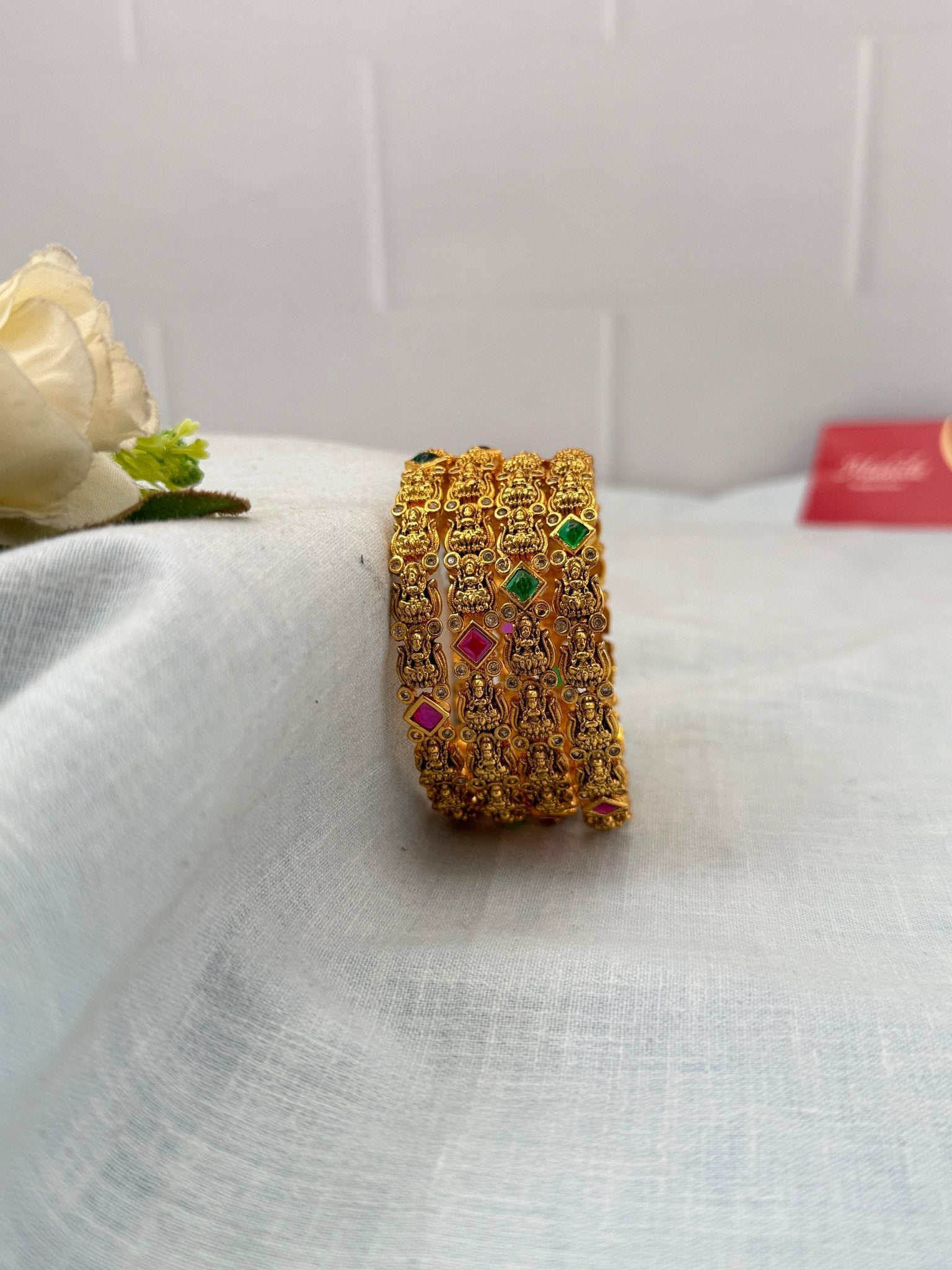 Royal Antique Bangles 7151 - Mahilas