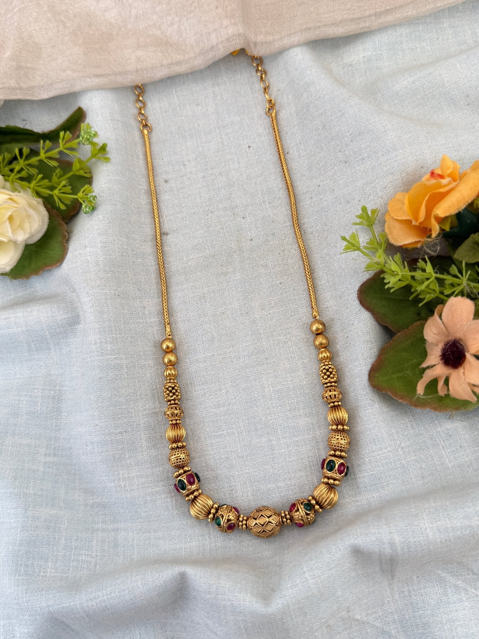 Royal Antique Beads Short Necklace Chain 017 - Mahilas