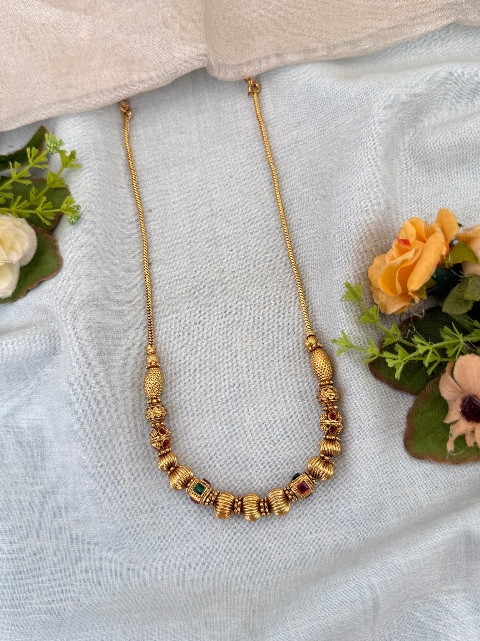 Royal Antique Beads Short Necklace Chain 023 - Mahilas