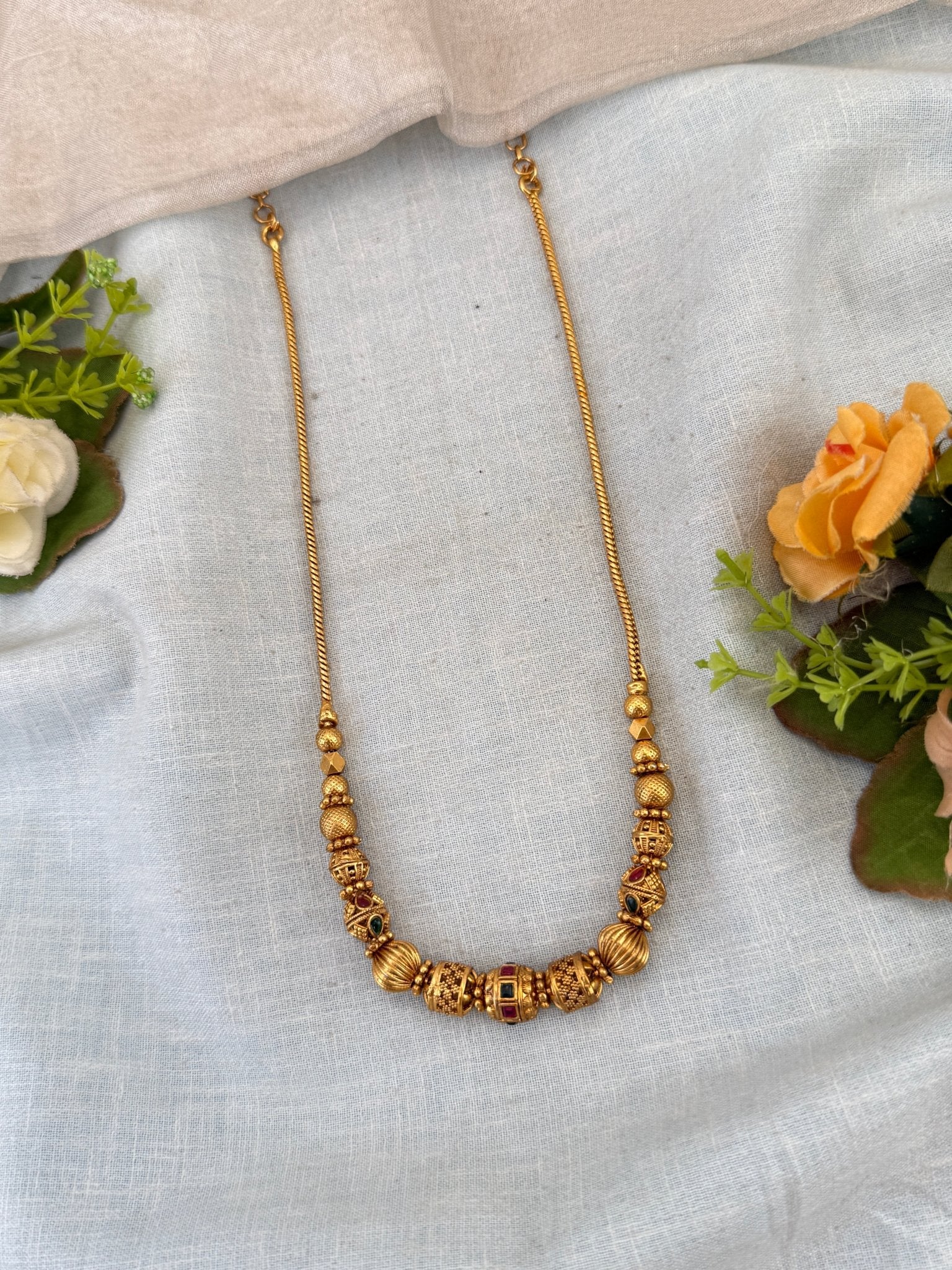 Royal Antique Beads Short Necklace Chain 025 - Mahilas