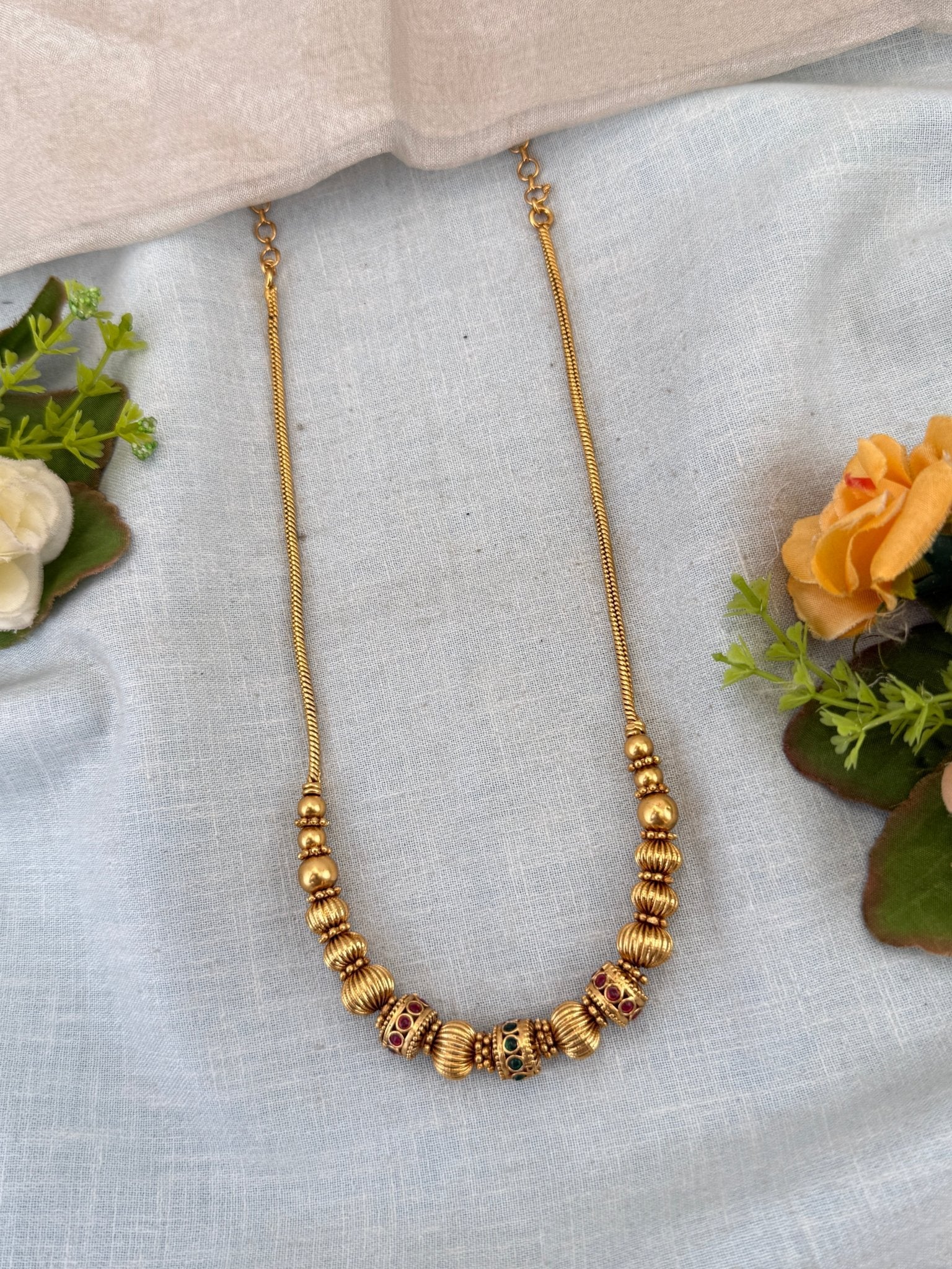 Royal Antique Beads Short Necklace Chain 027 - Mahilas