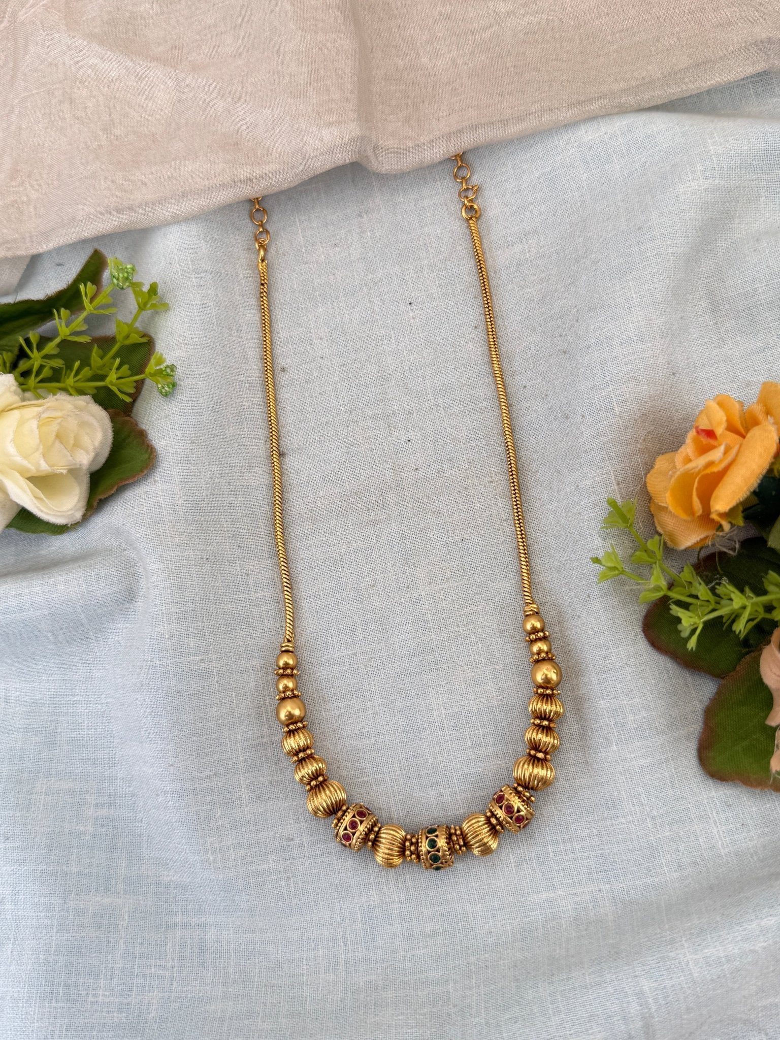 Royal Antique Beads Short Necklace Chain 027 - Mahilas