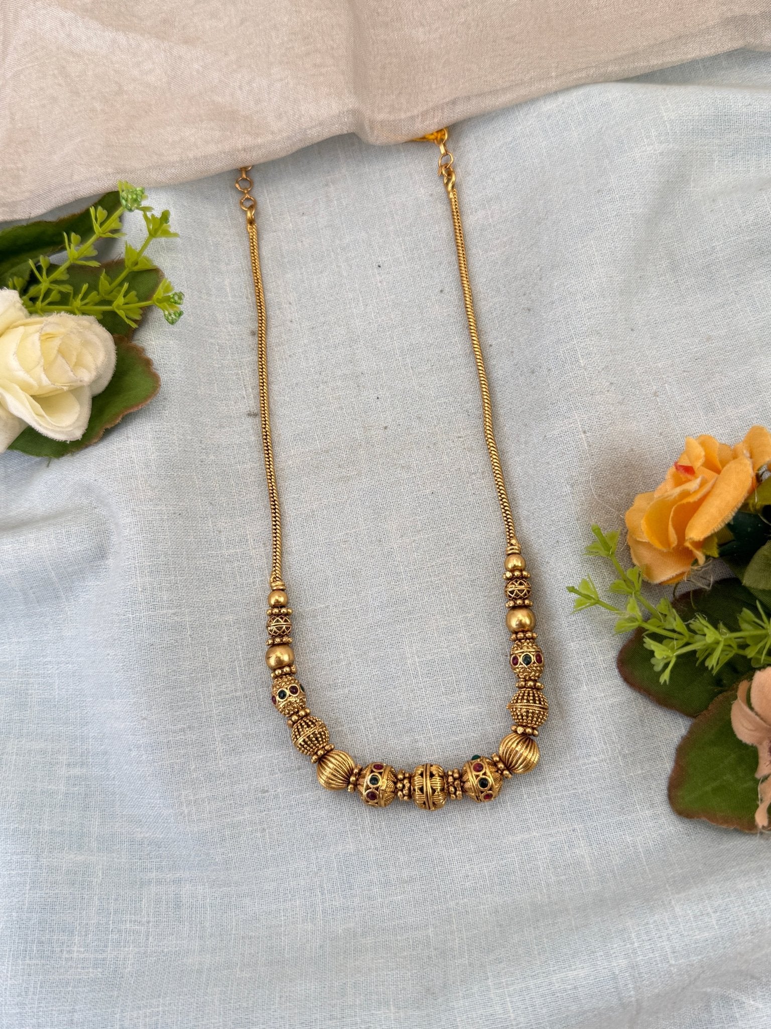 Royal Antique Beads Short Necklace Chain 029 - Mahilas