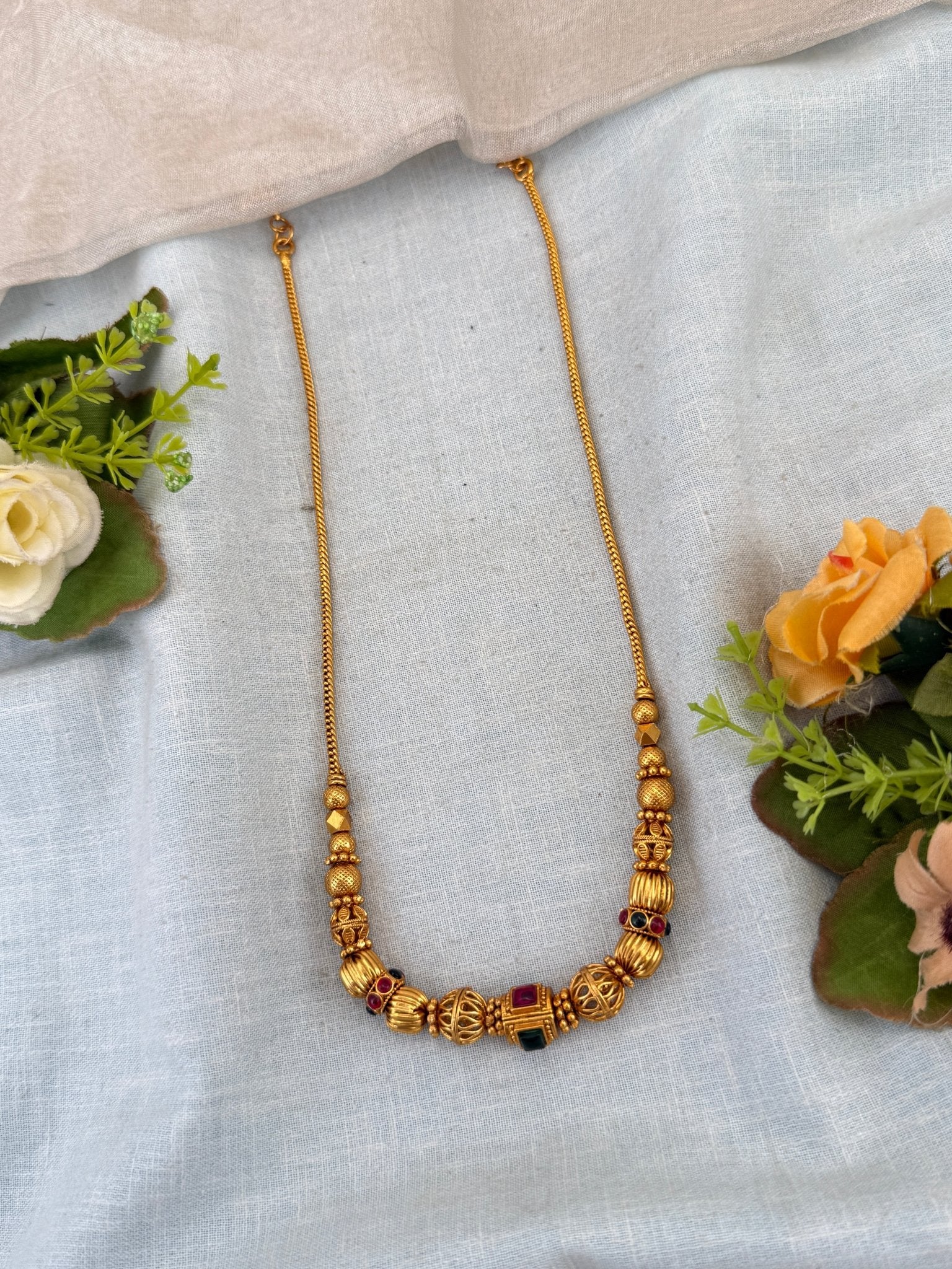 Royal Antique Beads Short Necklace Chain 036 - Mahilas