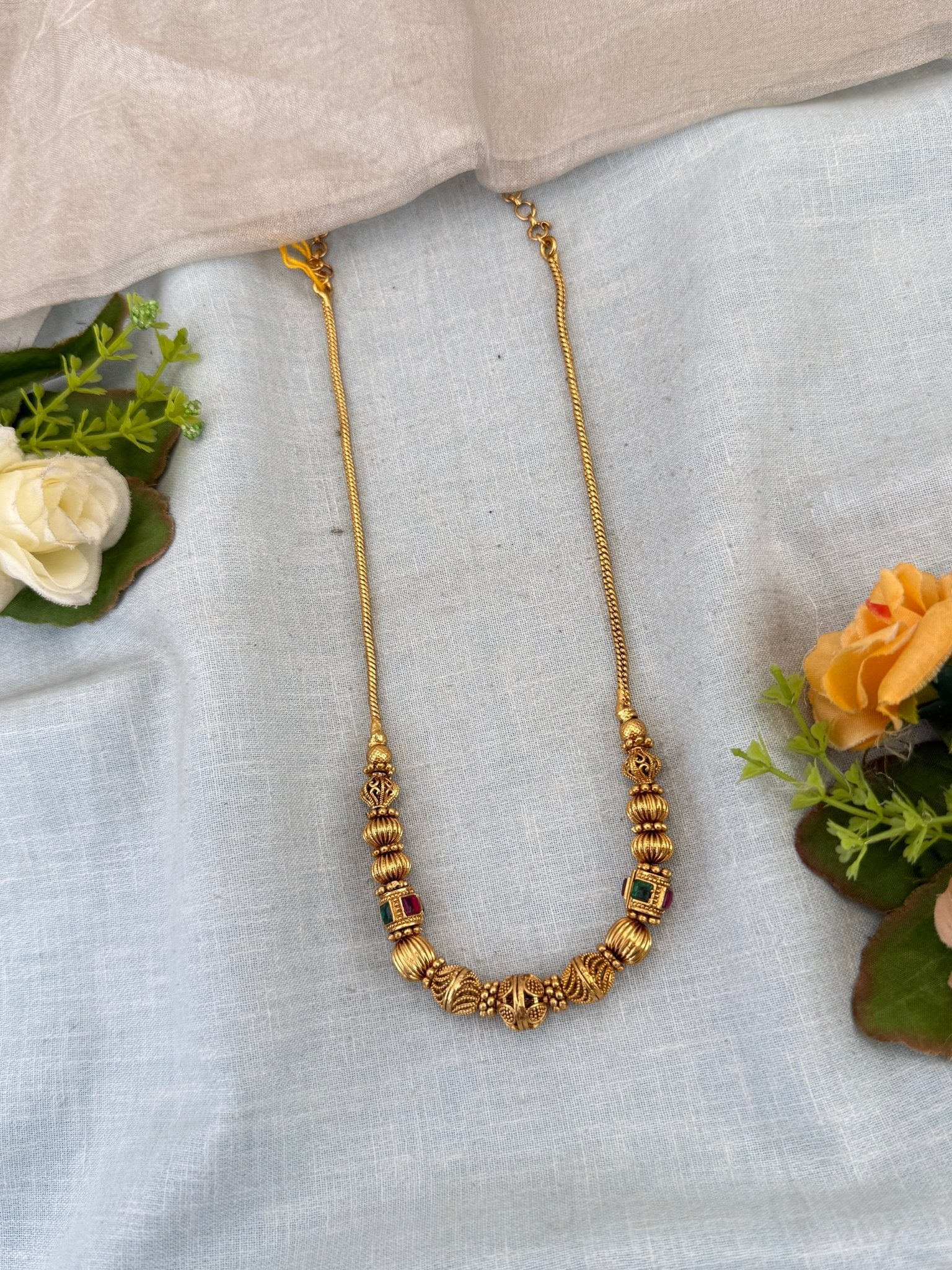 Royal Antique Beads Short Necklace Chain 037 - Mahilas
