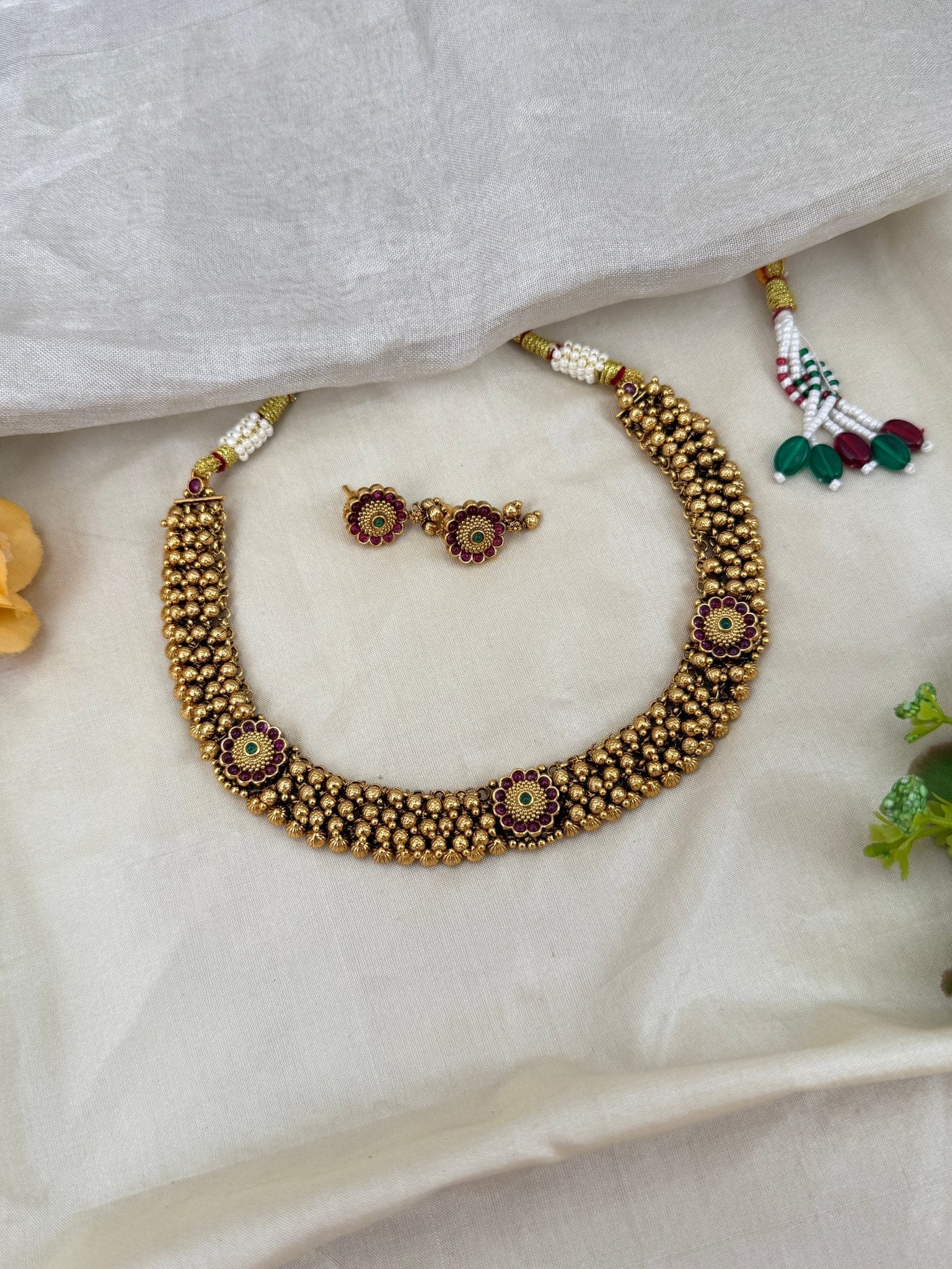 Royal Antique Beads Short Necklace Set 0521 - Mahilas