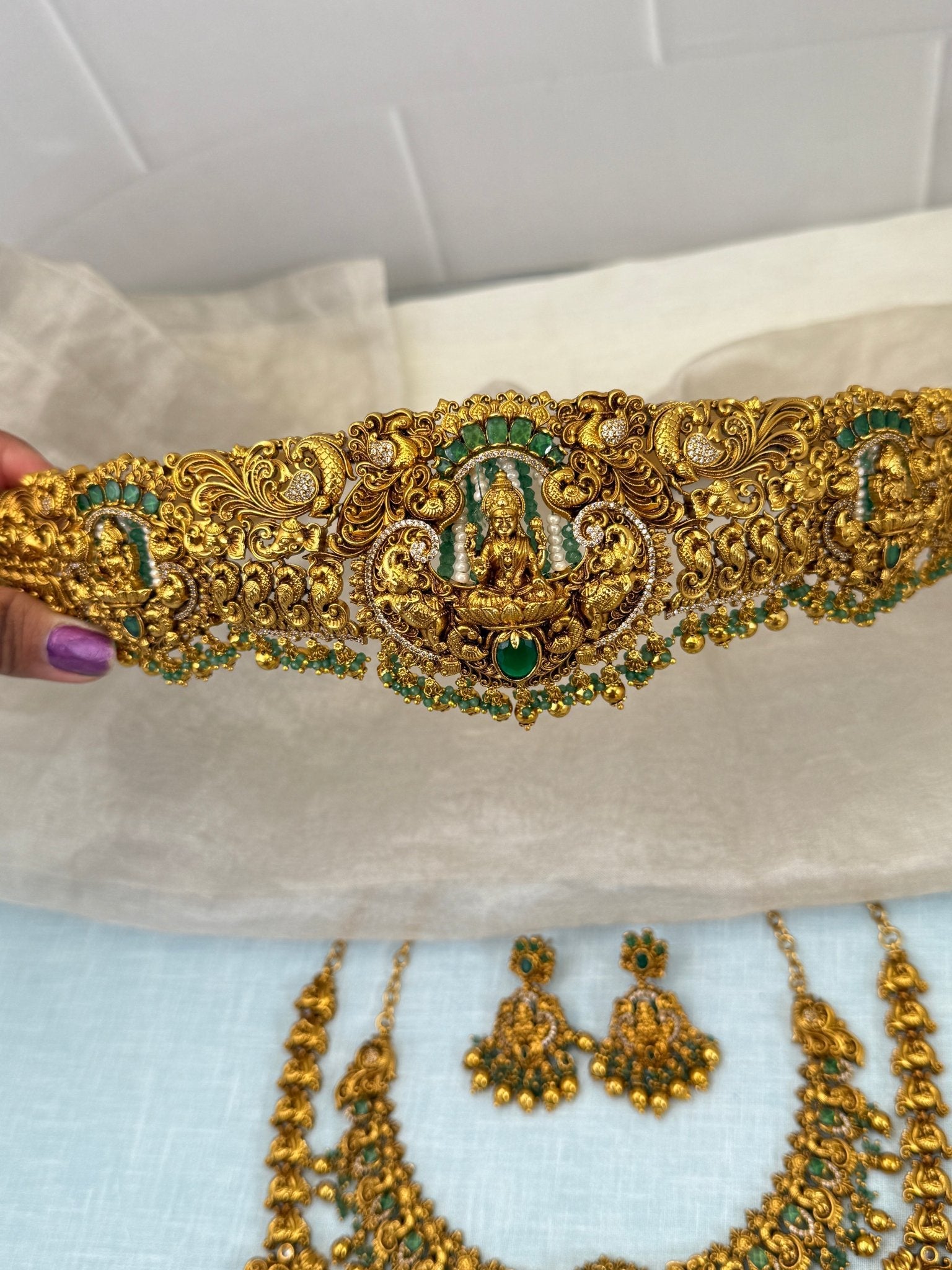Royal Antique Bridal Full Necklace Set 0547 - Mahilas