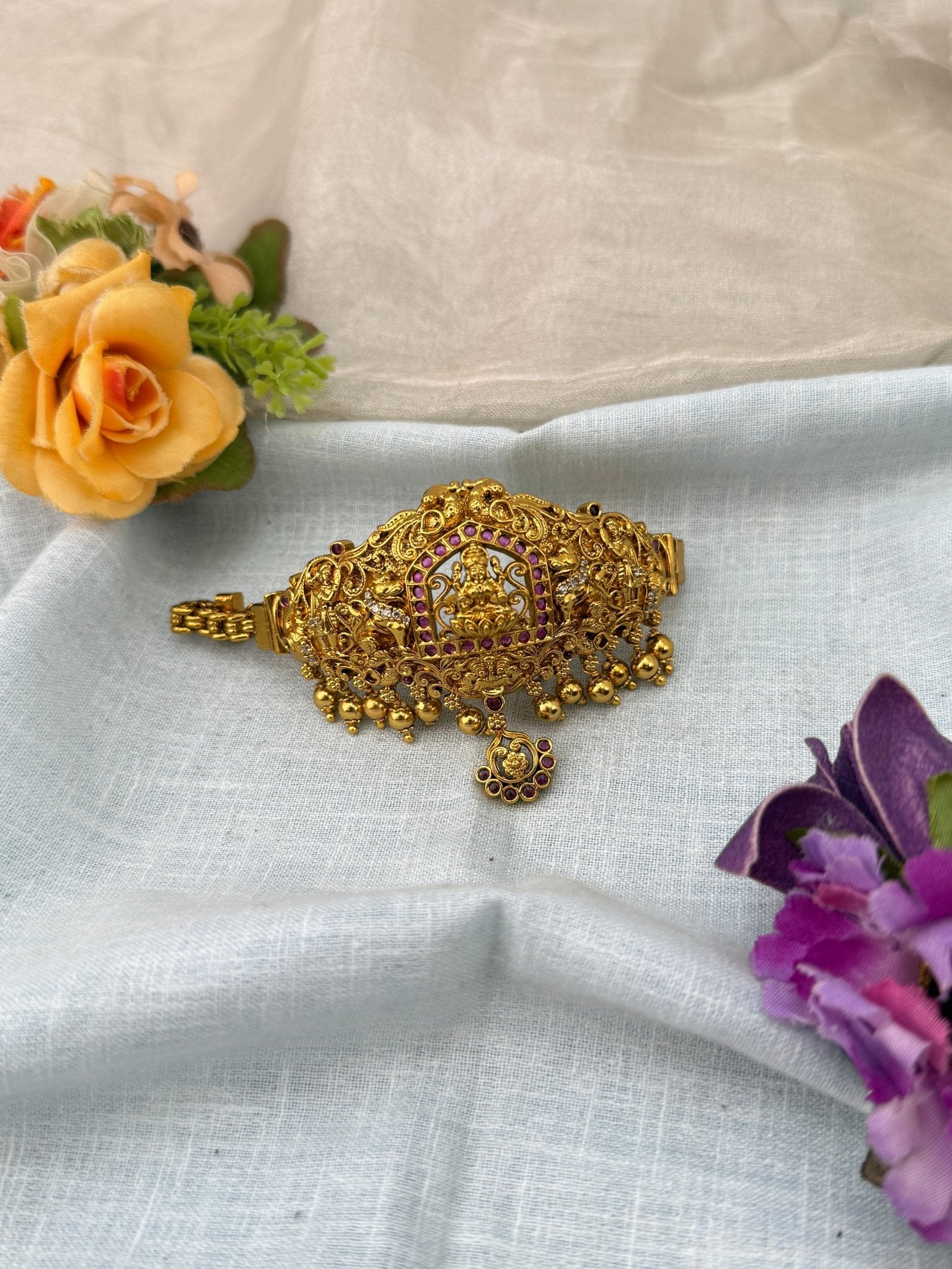 Royal Antique Chain Style Vanki Bajubandh 4141 - Mahilas