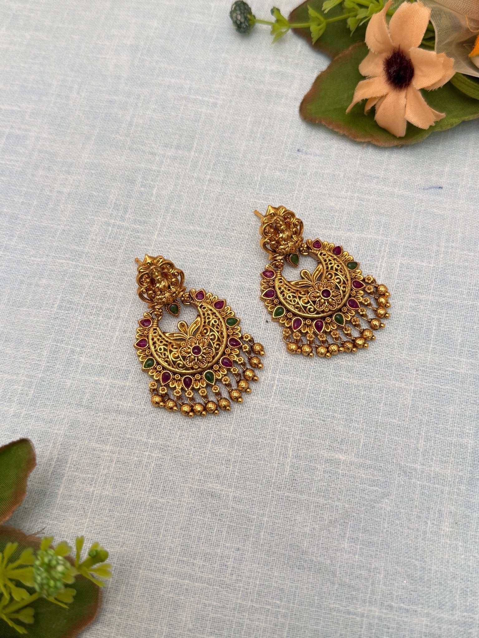 Royal Antique Chandbali Earrings 0350 - Mahilas