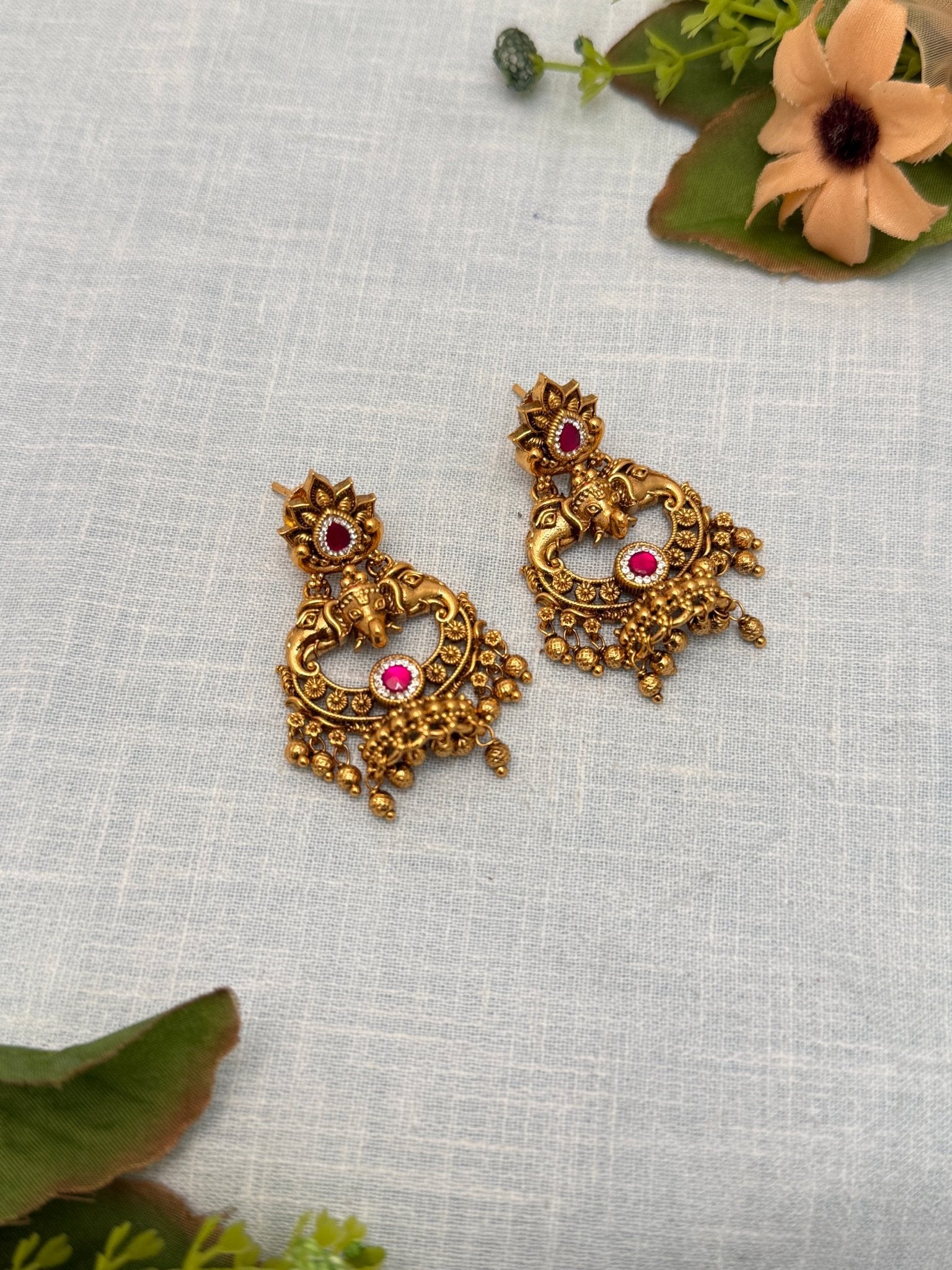 Royal Antique Chandbali Earrings 0364 - Mahilas
