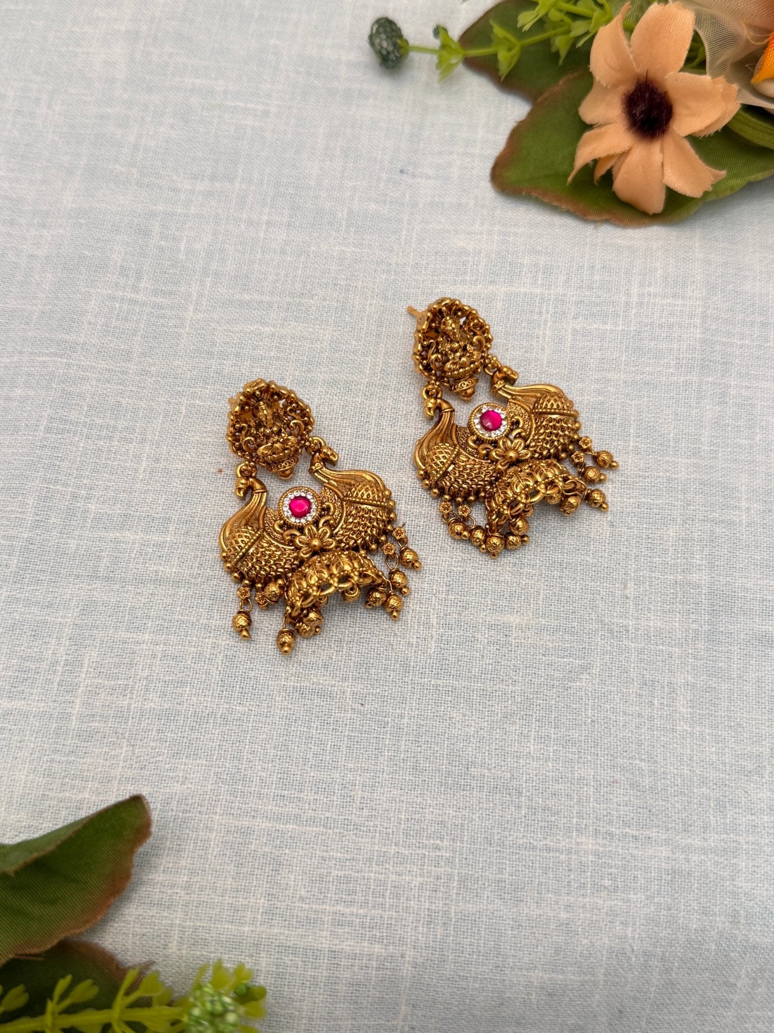 Royal Antique Chandbali Earrings 0366 - Mahilas