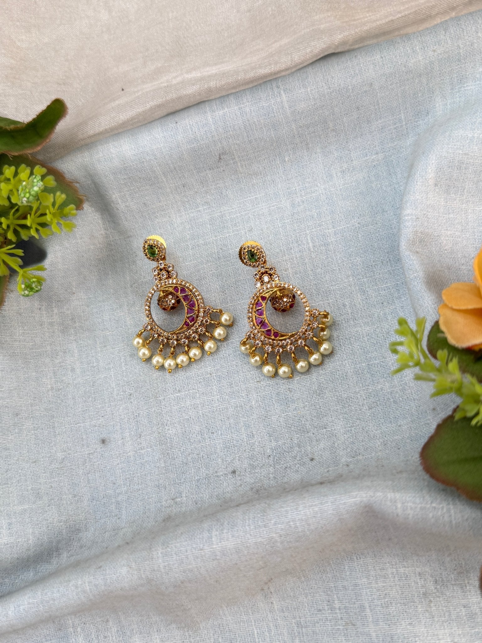 Royal Antique Earrings 0963 - Mahilas