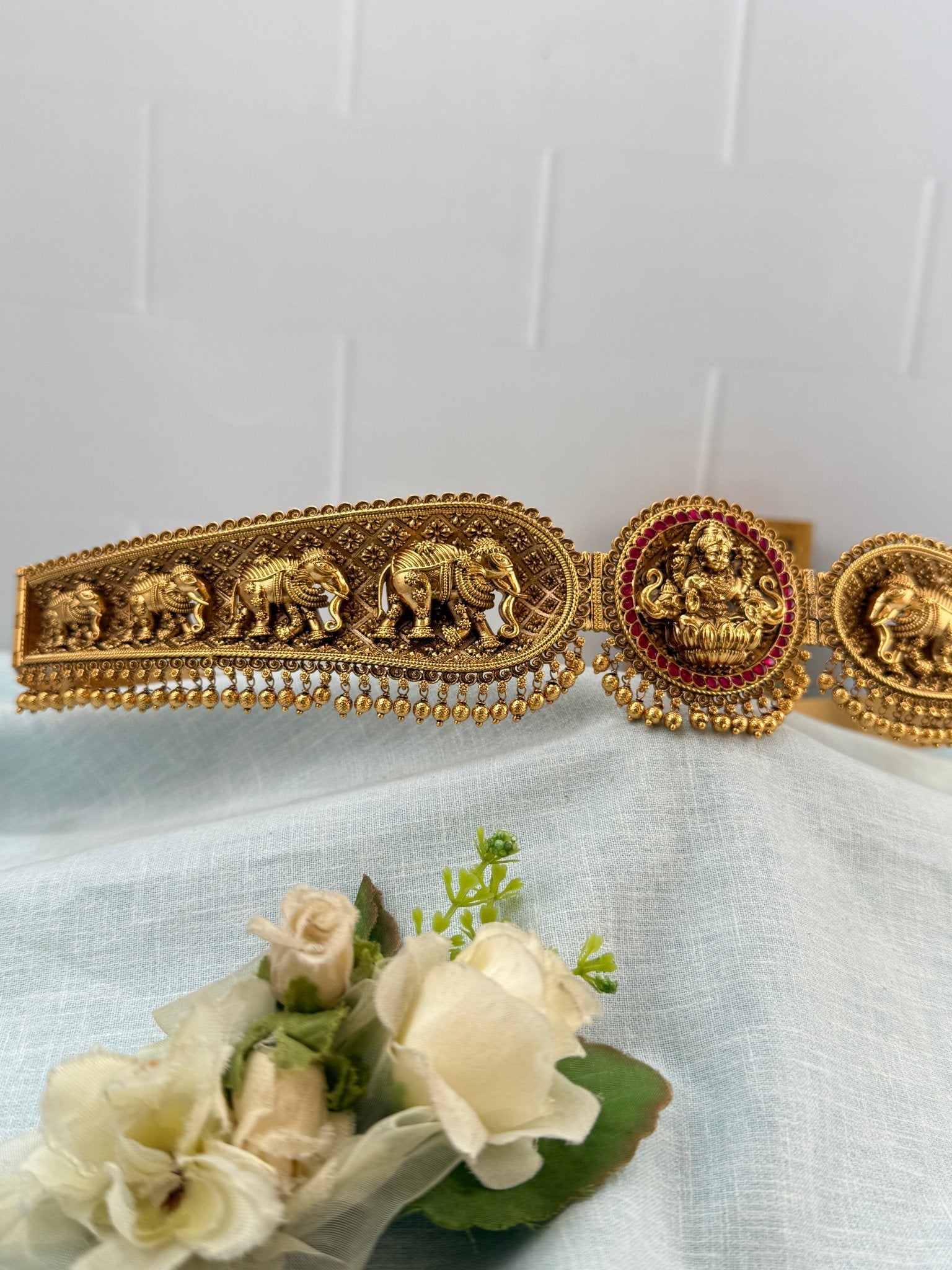 Royal Antique Elephant Pendant Vaddanam Kamarbandh 8068 - Mahilas
