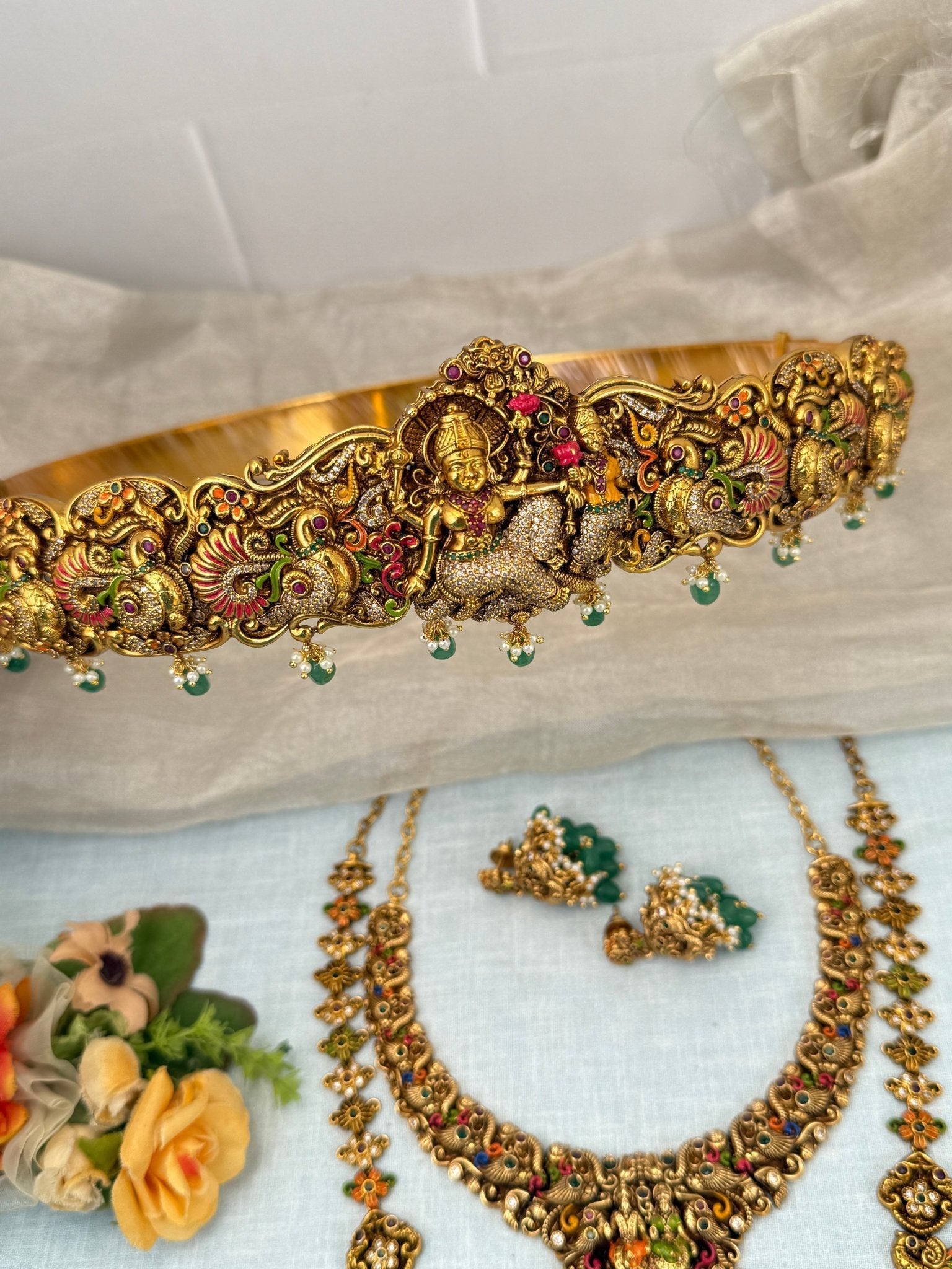 Royal Antique Enamel Work Full Bridal Necklace Set 0572 - Mahilas