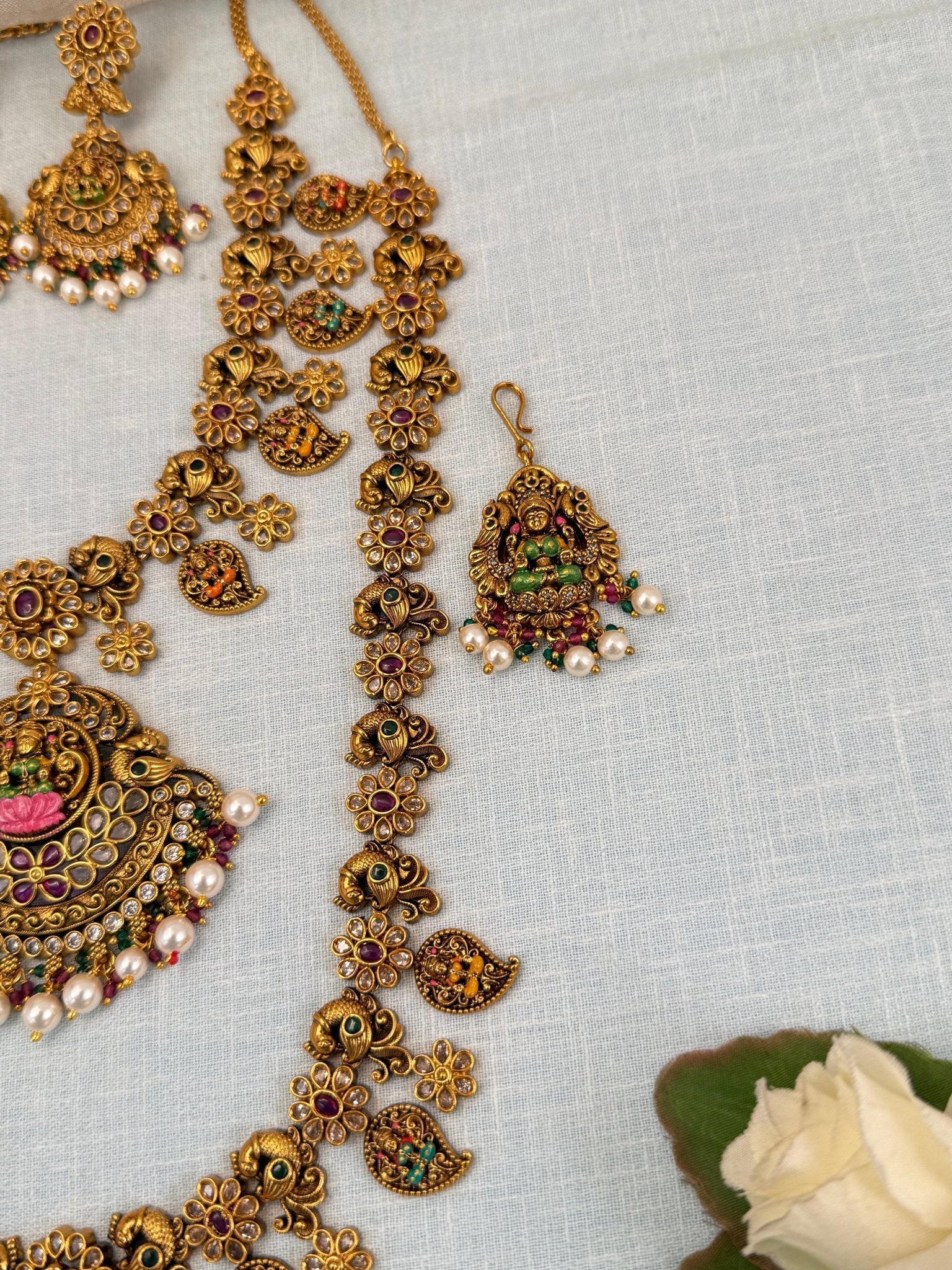 Royal Antique Enamel Work Full Bridal Necklace Set 0573 - Mahilas
