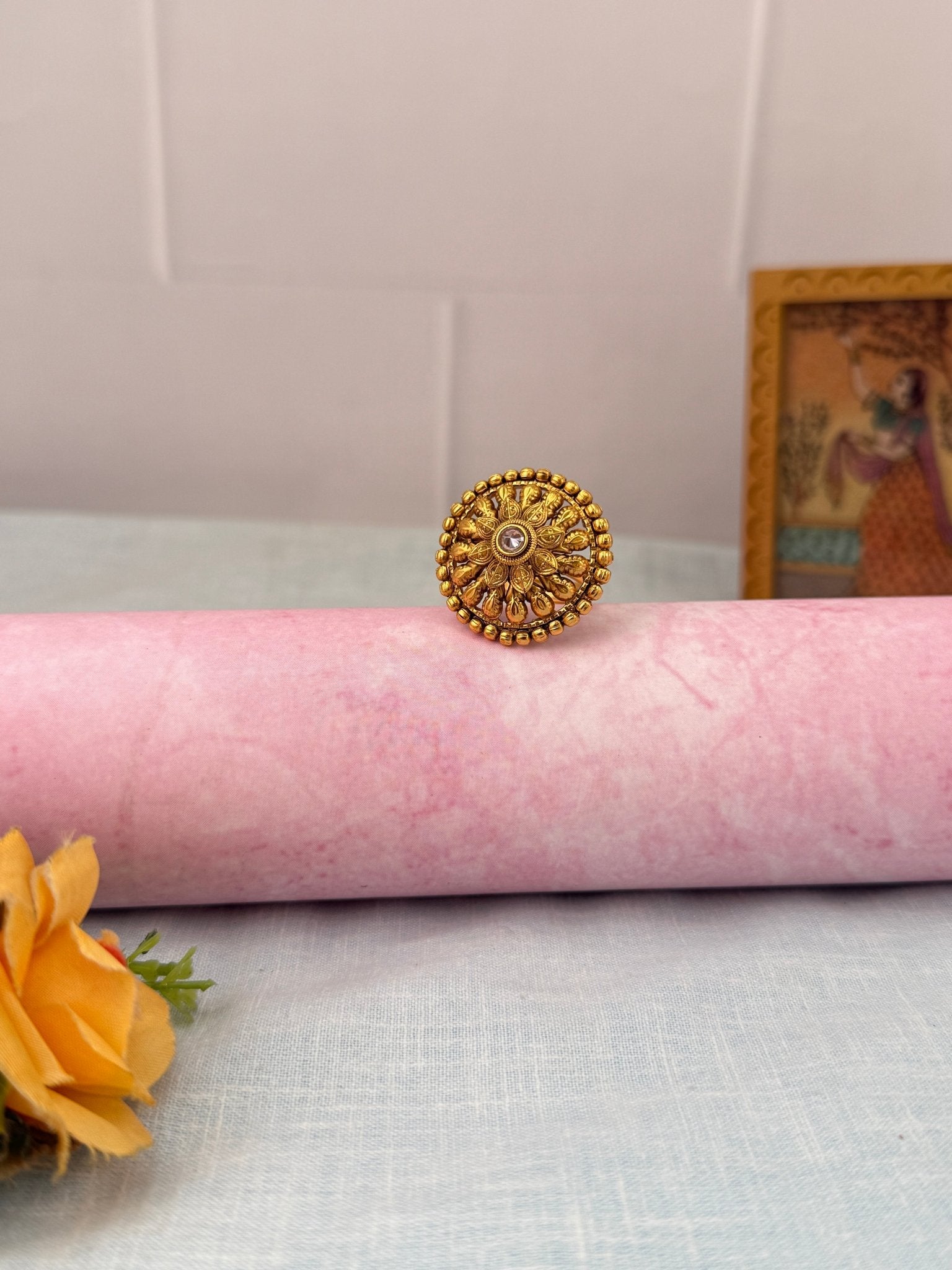 Royal Antique Finger Ring 396 - Mahilas