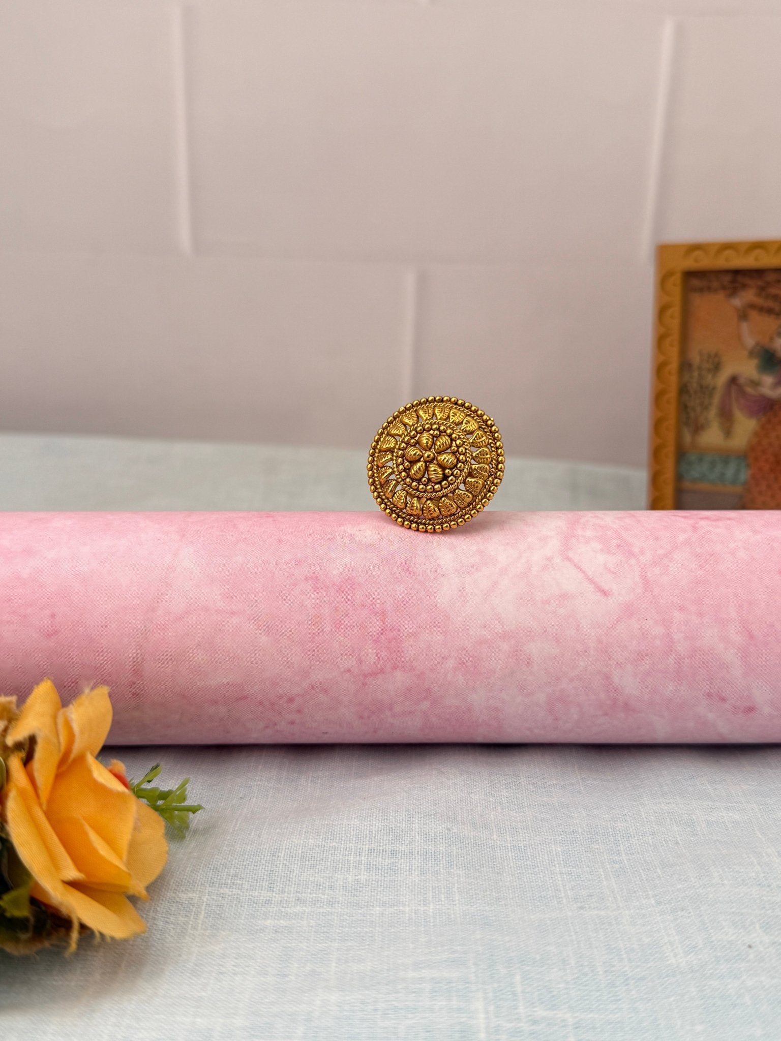 Royal Antique Finger Ring 398 - Mahilas