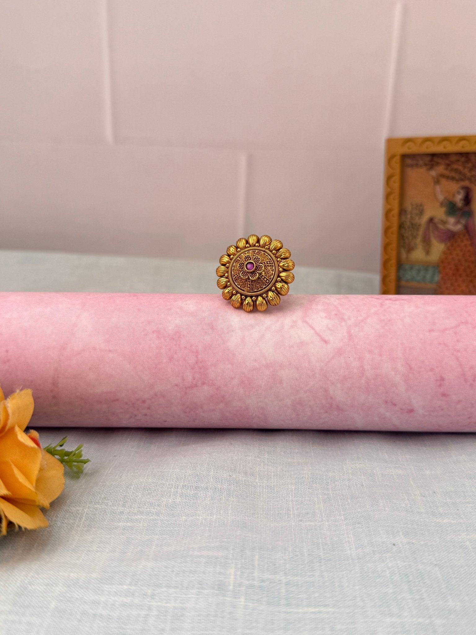 Royal Antique Finger Ring 400 - Mahilas