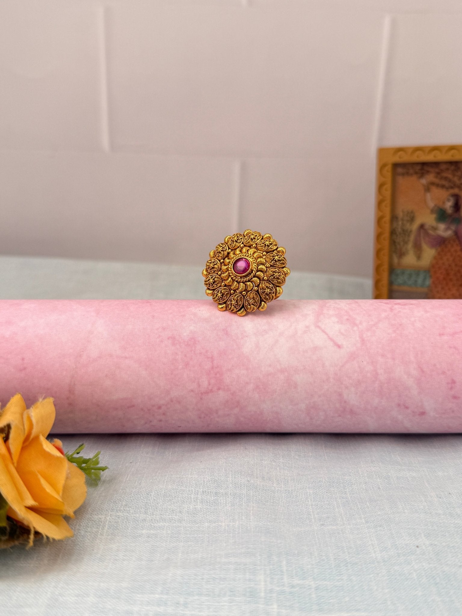 Royal Antique Finger Ring 401 - Mahilas