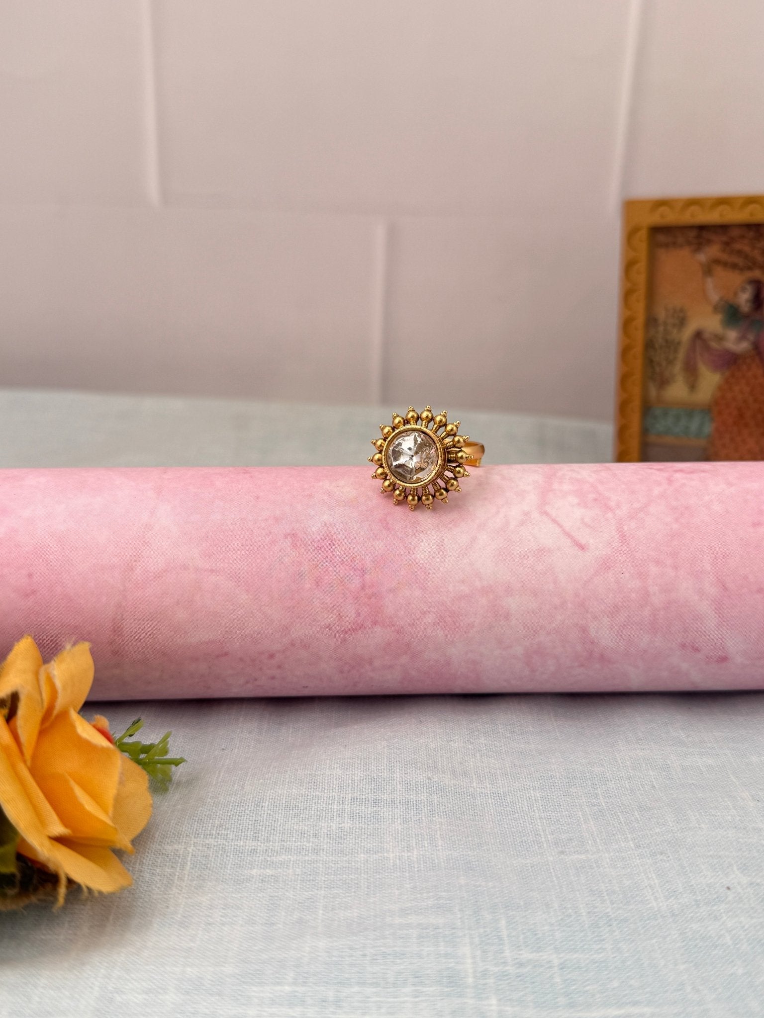 Royal Antique Finger Ring 402 - Mahilas