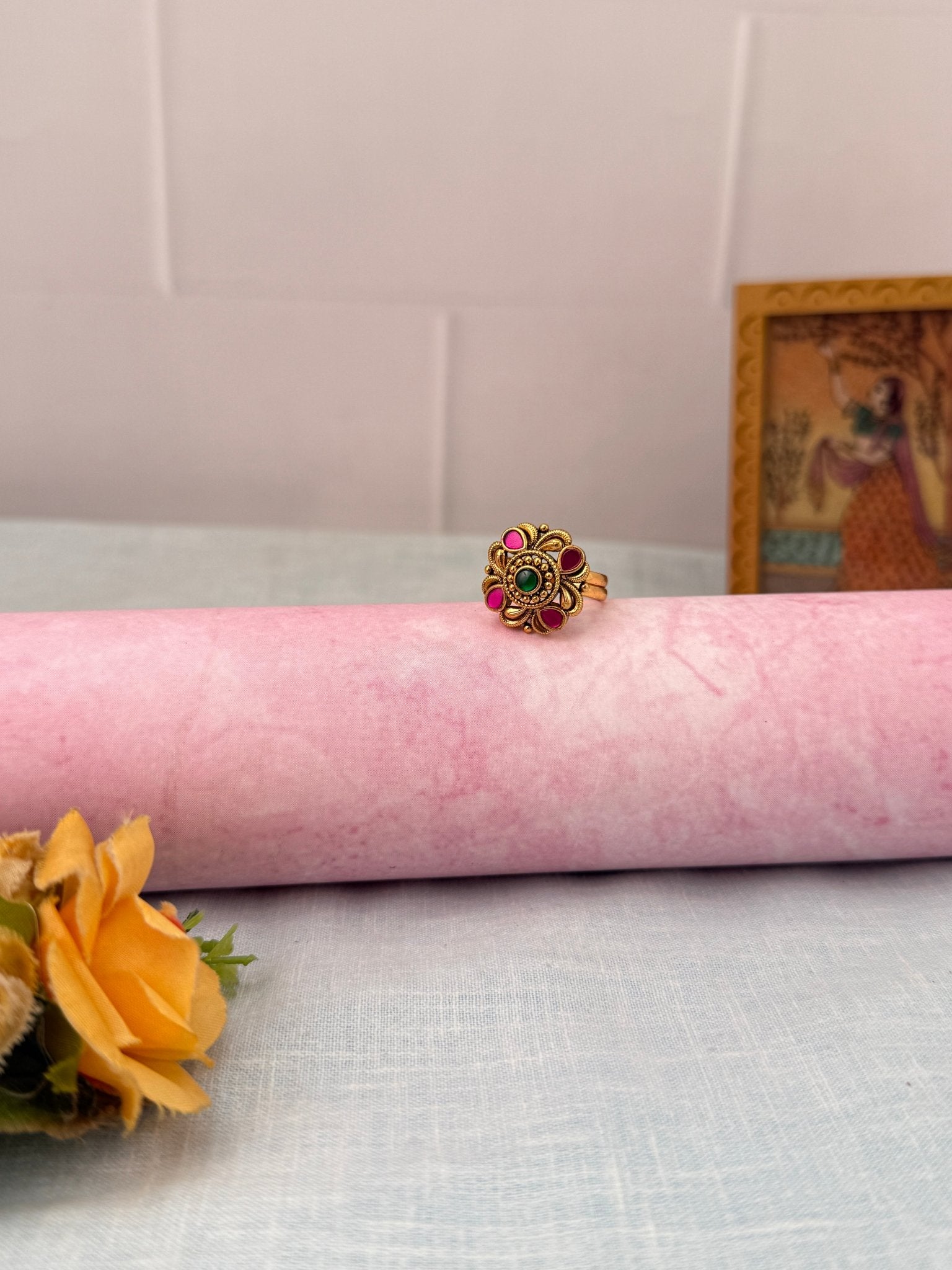 Royal Antique Finger Ring 408 - Mahilas