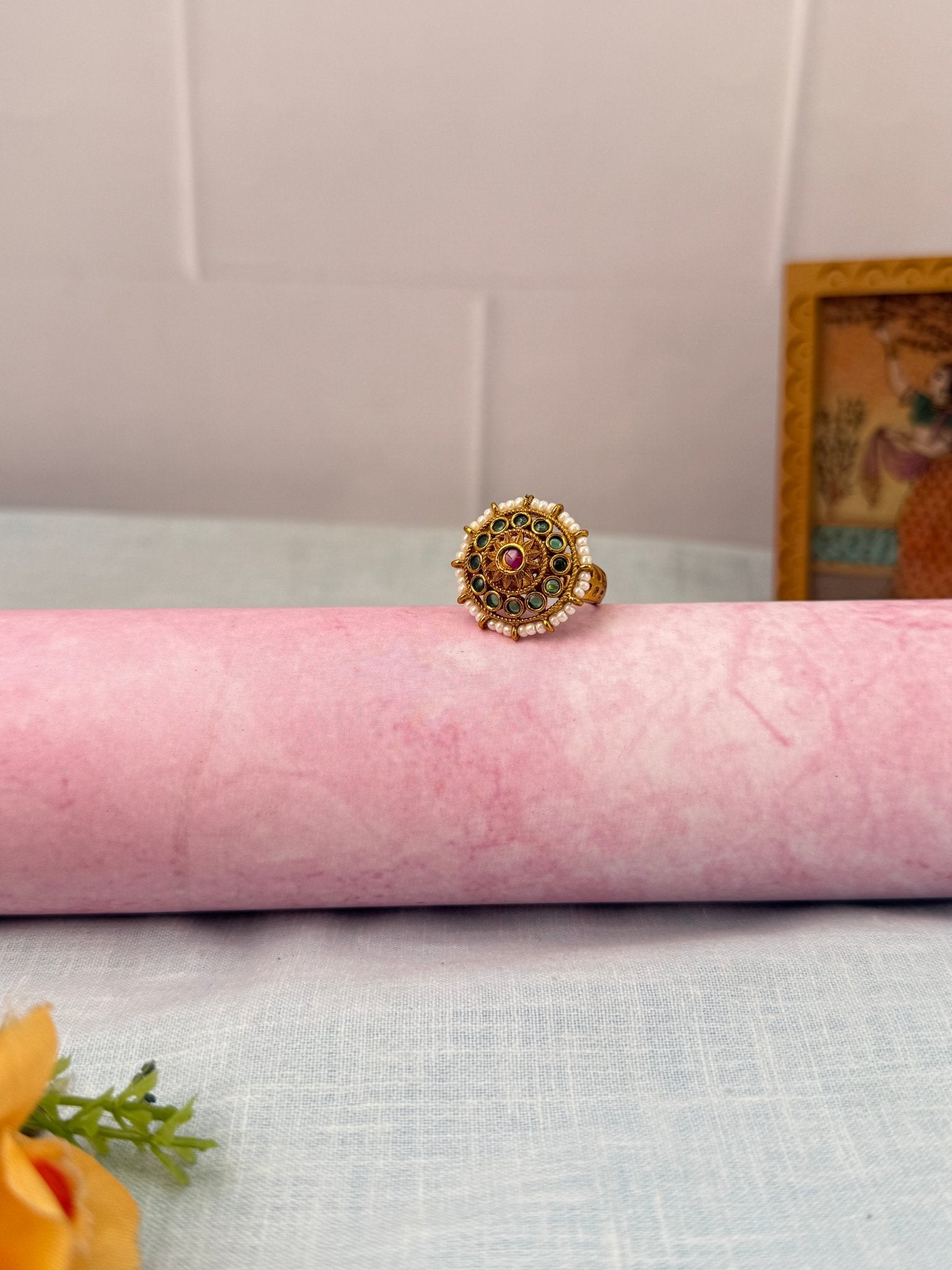 Royal Antique Finger Ring 414 - Mahilas