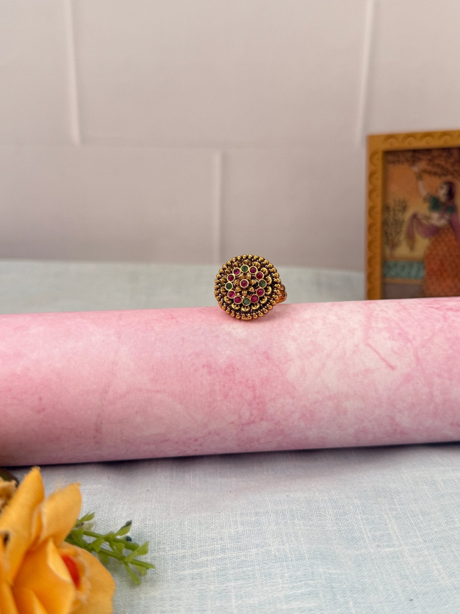 Royal Antique Finger Ring 419 - Mahilas