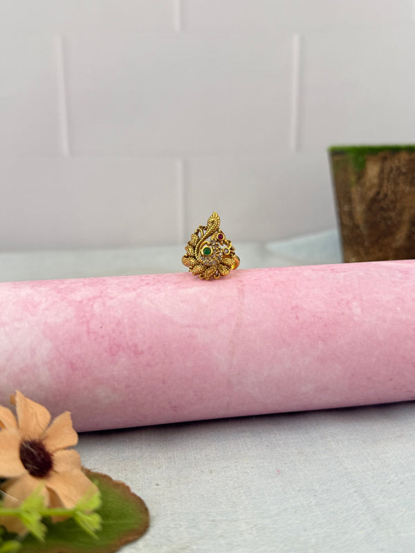 Royal Antique Finger Ring 466