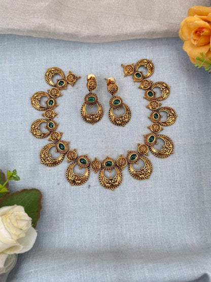 Royal Antique Flower Short Necklace Set 0137 - Mahilas