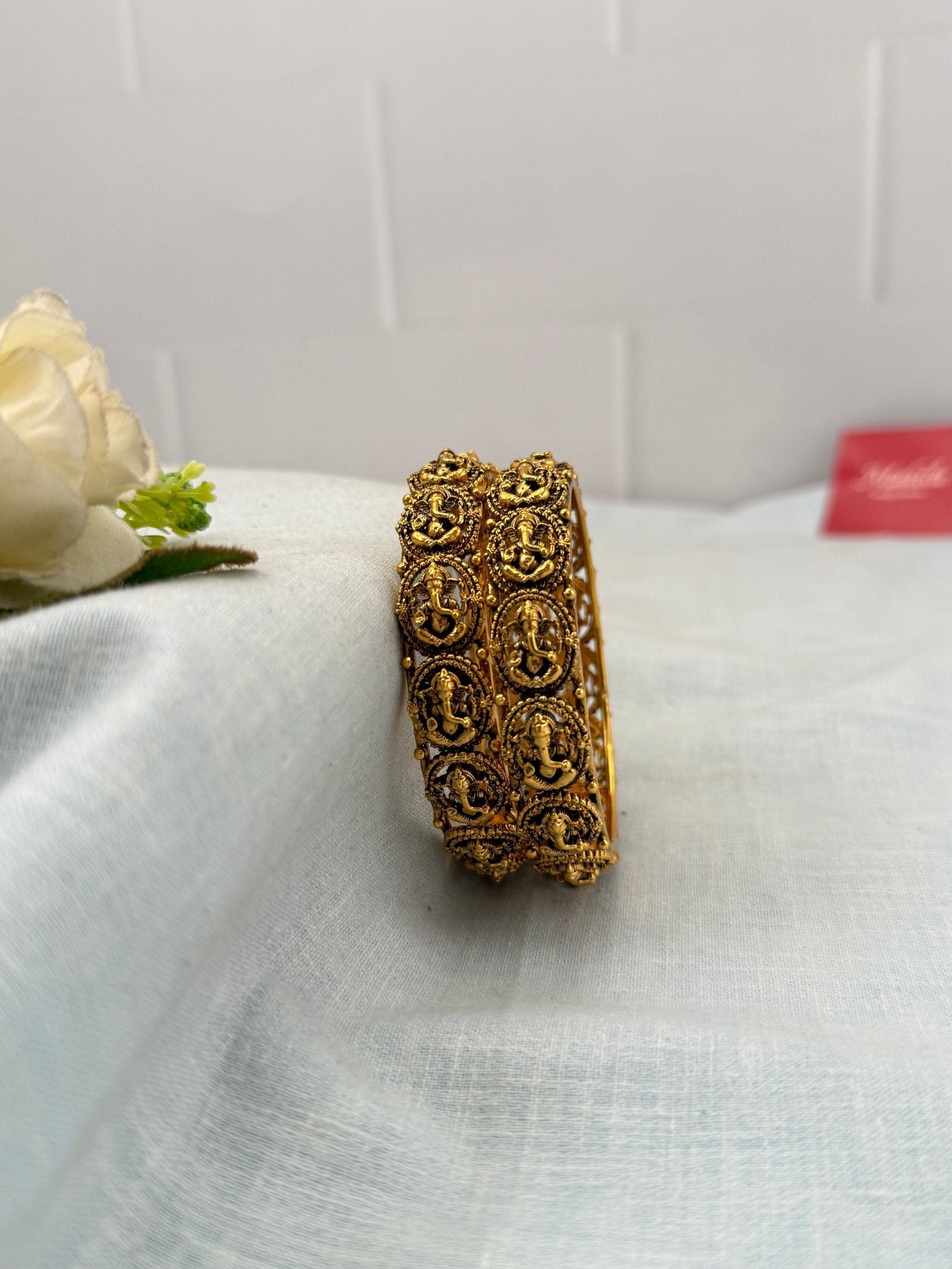 Royal Antique Ganesha Bangles 7139 - Mahilas