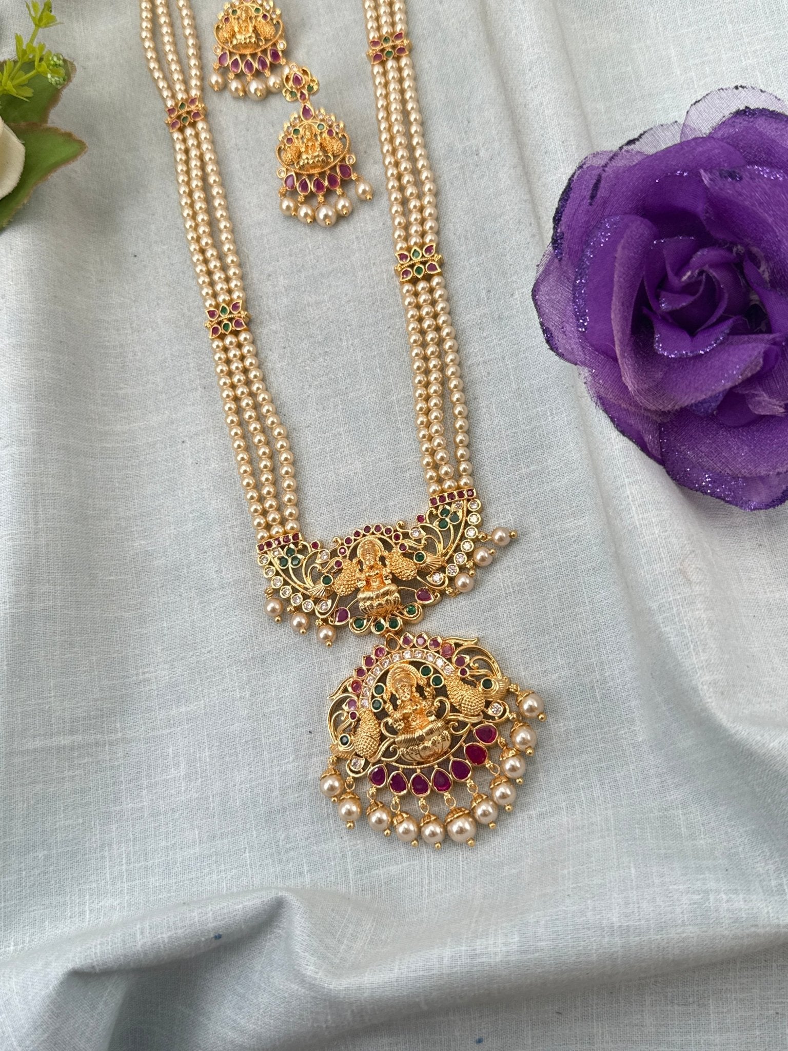 Royal Antique Gold Like Pendant Long Necklace Set 1009 - Mahilas