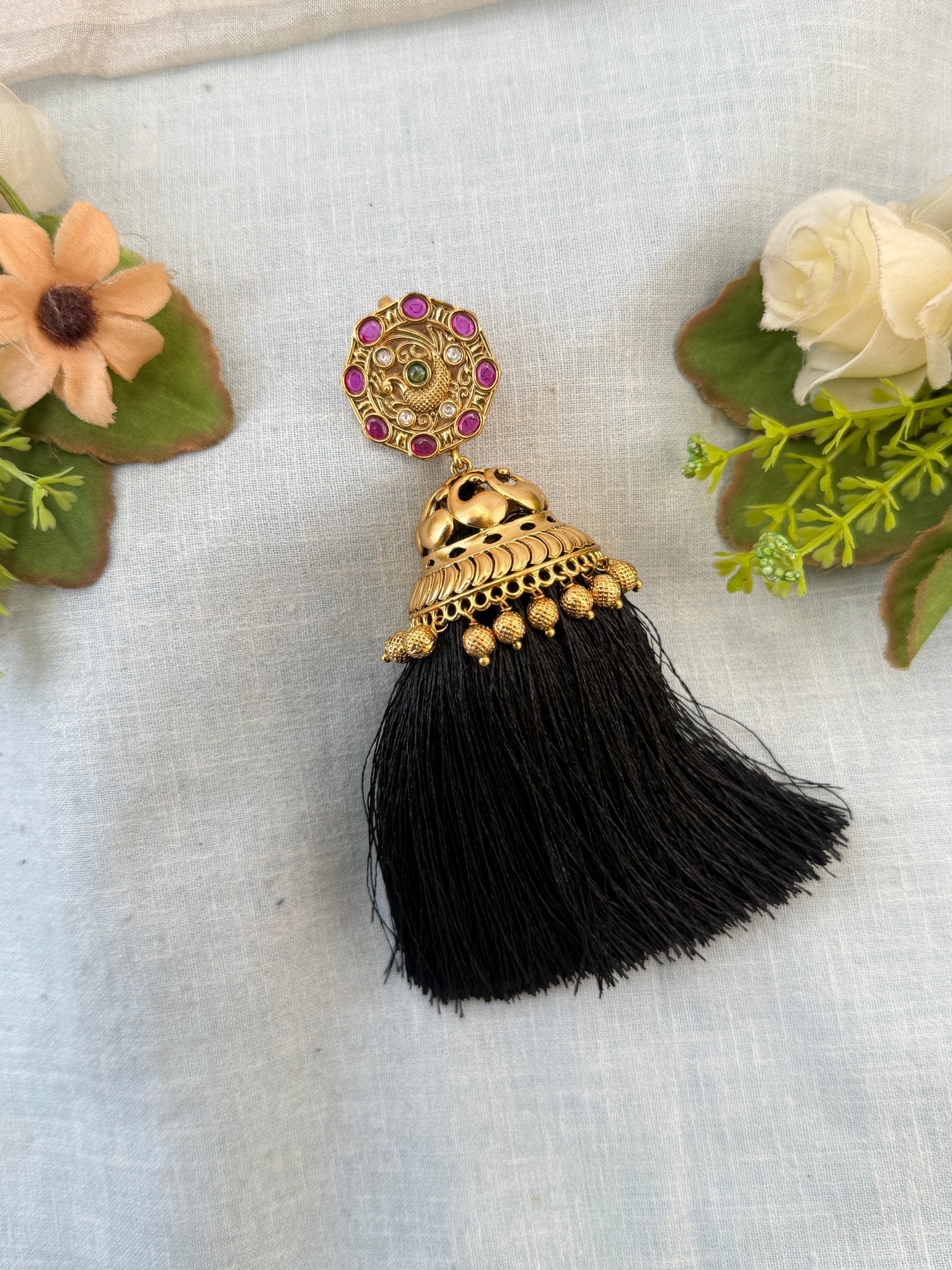Royal Antique Jadai Kuchu Kunjalam 132 - Mahilas