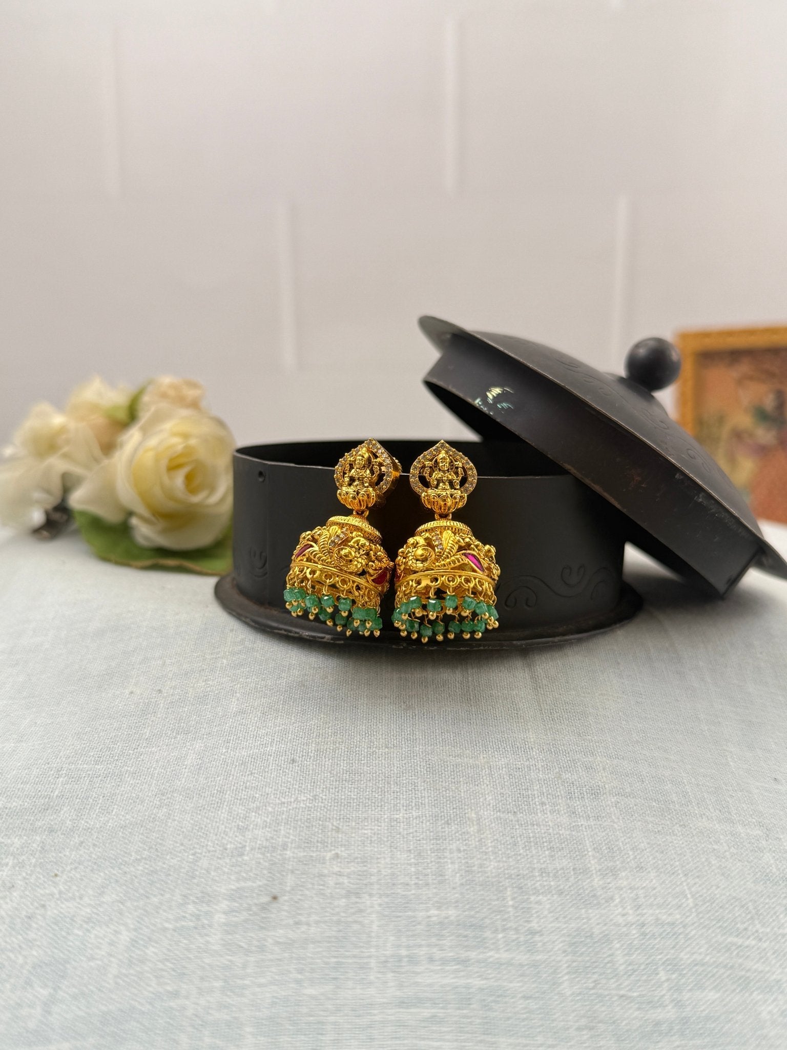 Royal Antique Jhumka Earrings 0957 - Mahilas