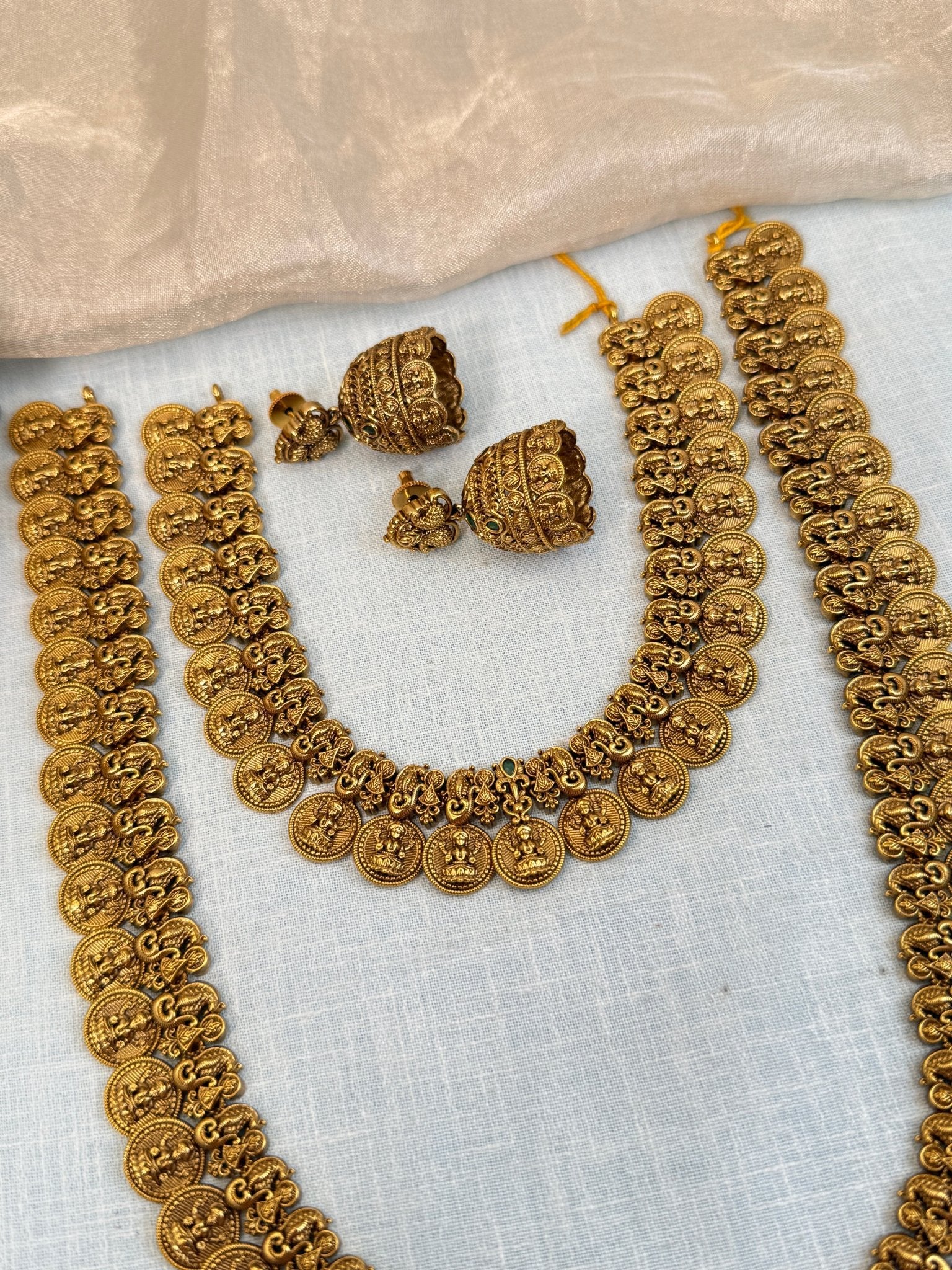 Royal Antique Kaasu Bridal Necklace Set 862 - Mahilas