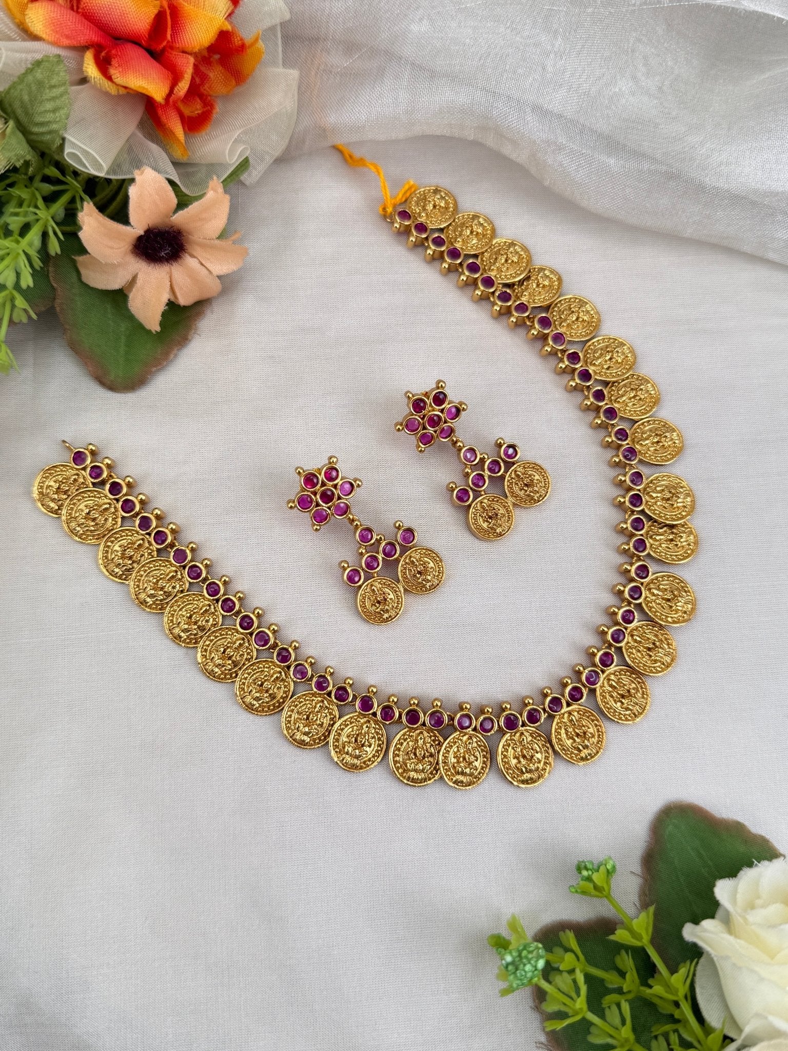 Royal Antique Kaasu Necklace Set 744 - Mahilas
