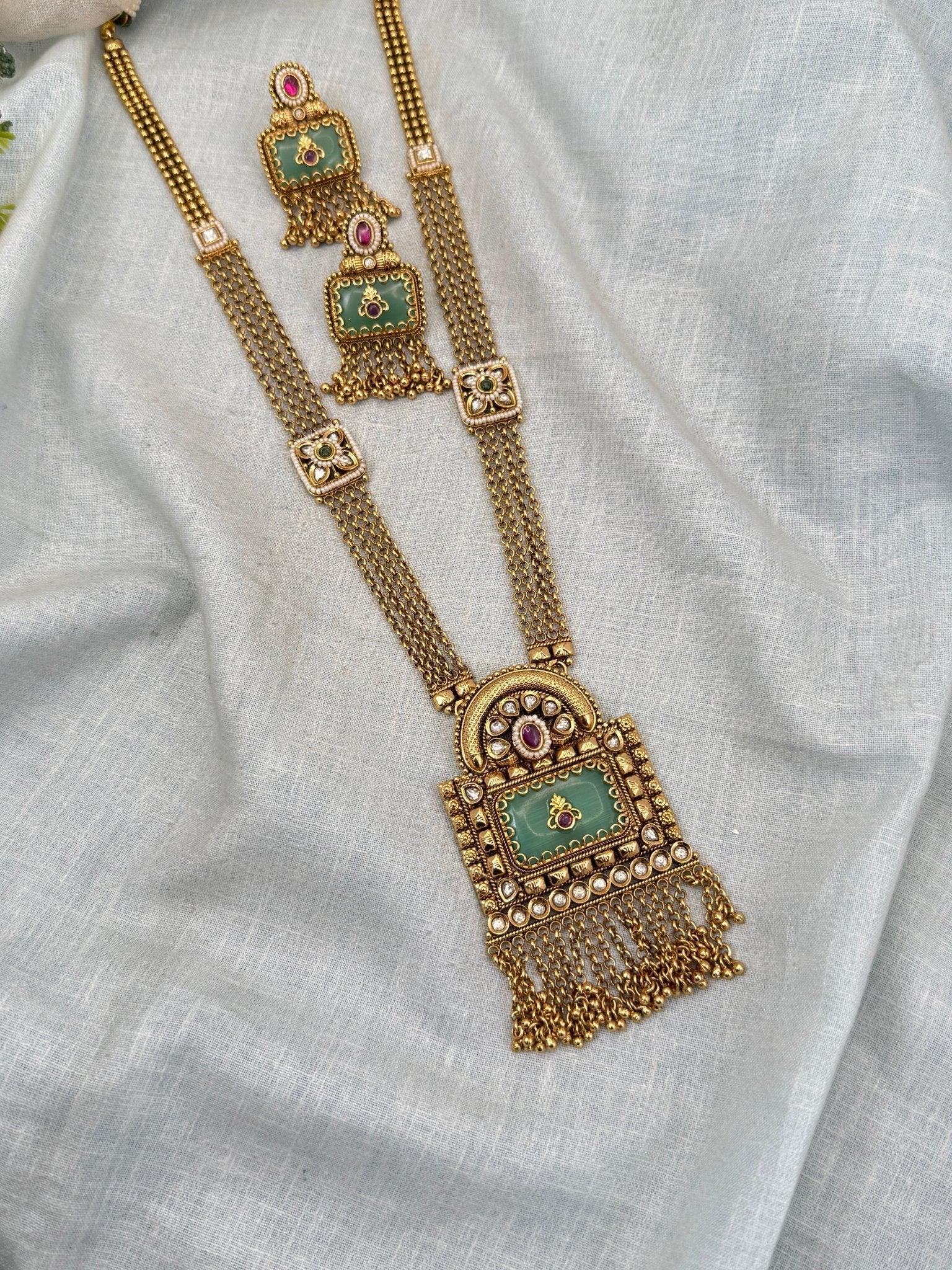 Royal Antique Kundan Pendant Long Necklace Set 0289 - Mahilas