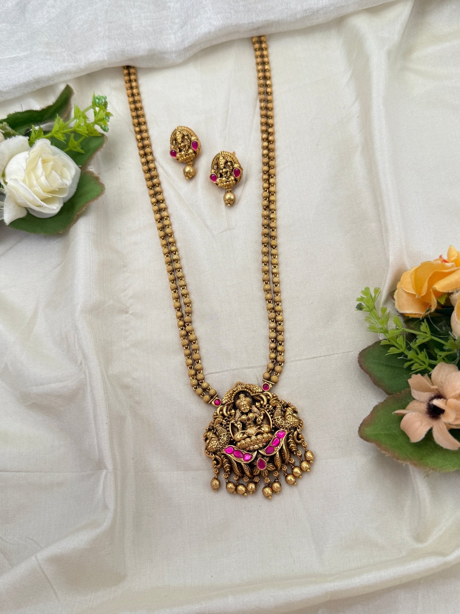 Royal Antique Lakshmi Pendant Long Necklace Set 0704 - Mahilas