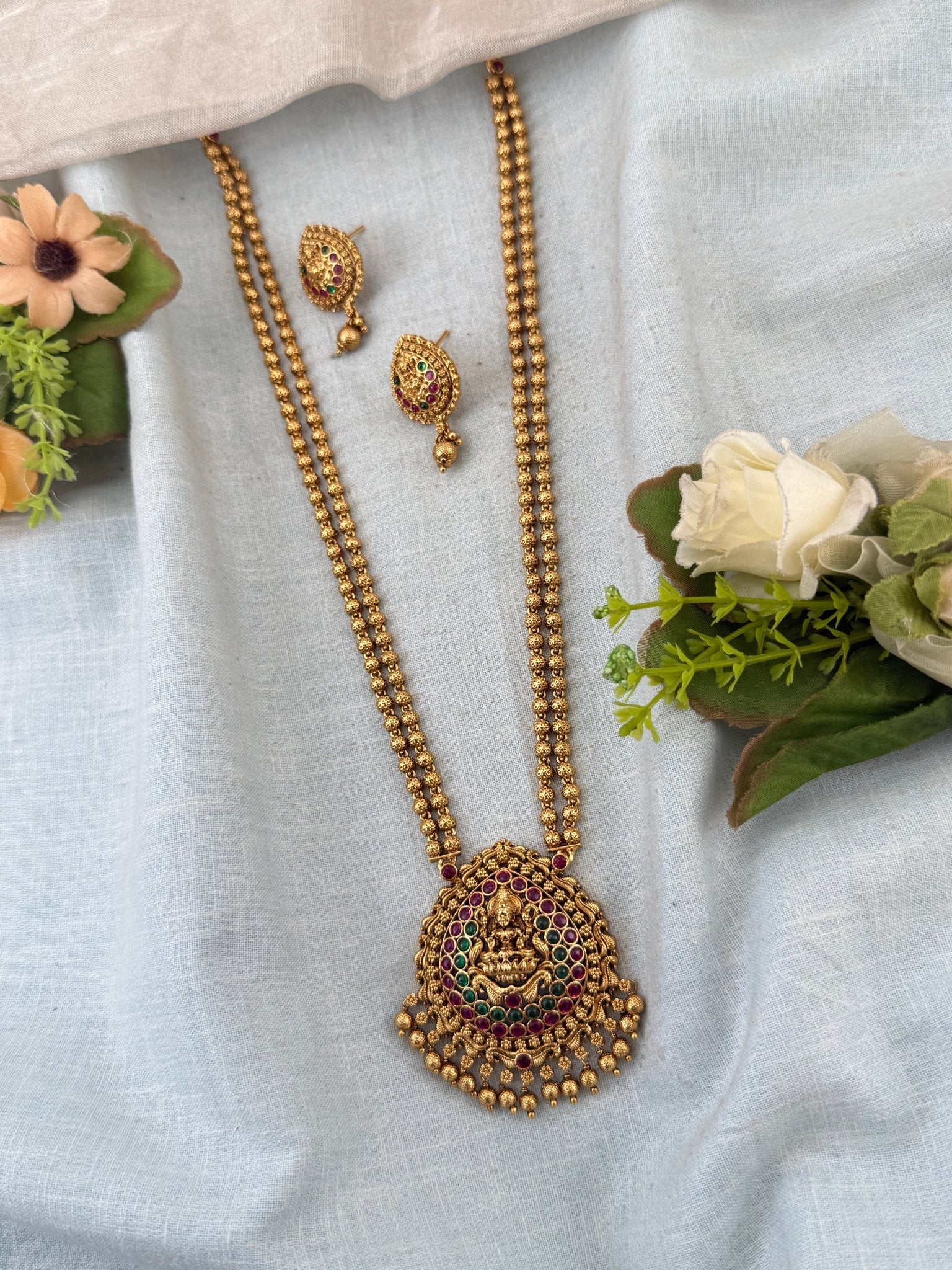 Royal Antique Lakshmi Pendant Long Necklace Set 1077 - Mahilas