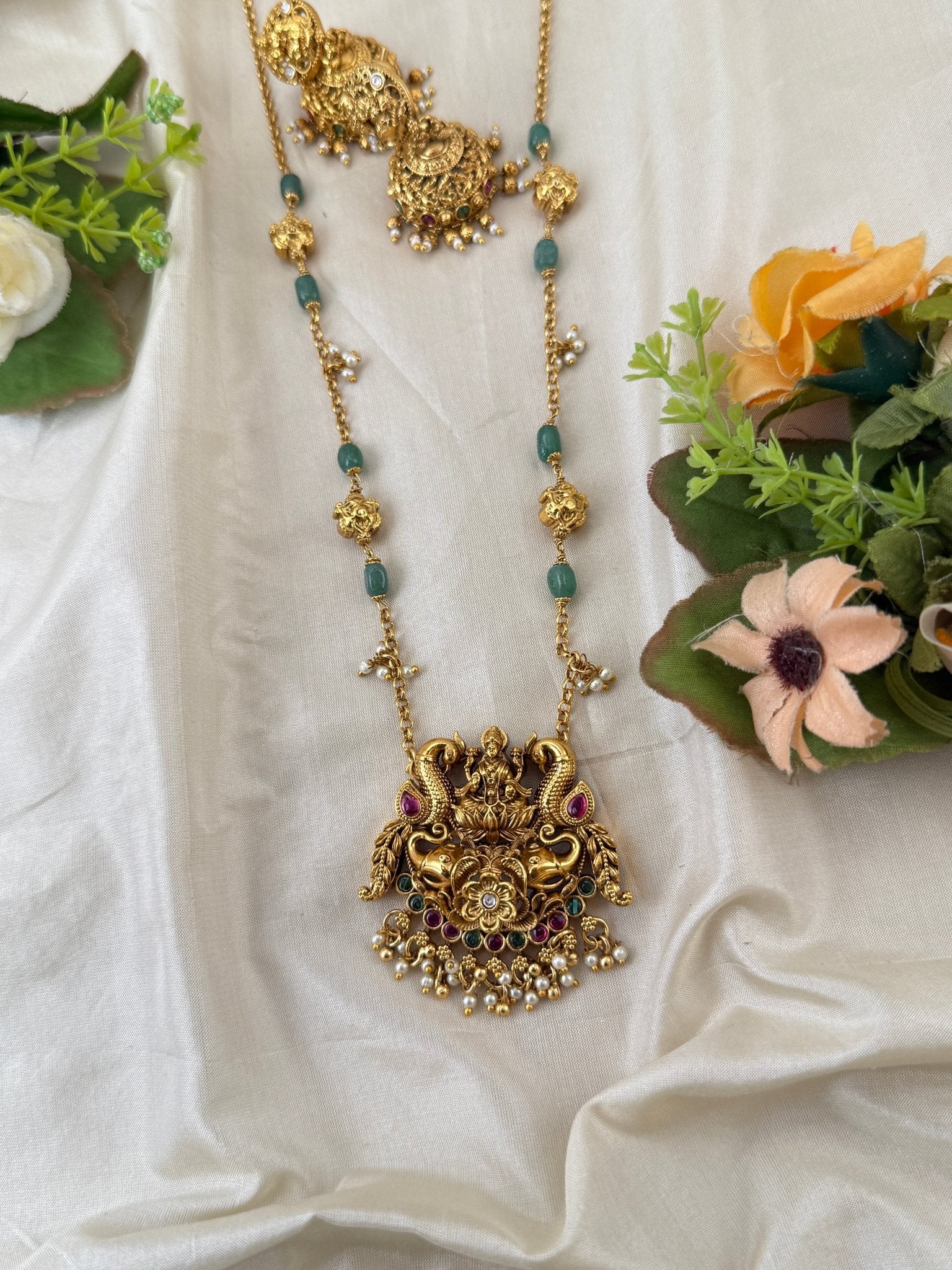 Royal Antique Lakshmi Pendant Long Necklace Set 1093 - Mahilas