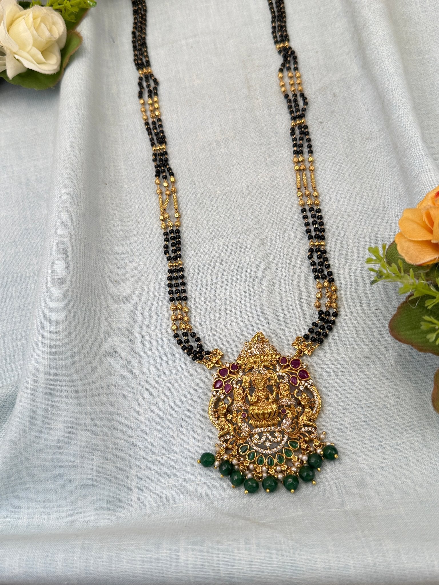 Royal Antique Lakshmi Pendant Mangalya Chain Set 0490 - Mahilas