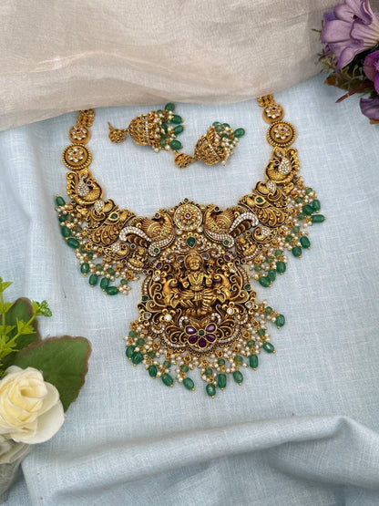 Royal Antique Lakshmi Short Statement Necklace Set 0183 - Mahilas