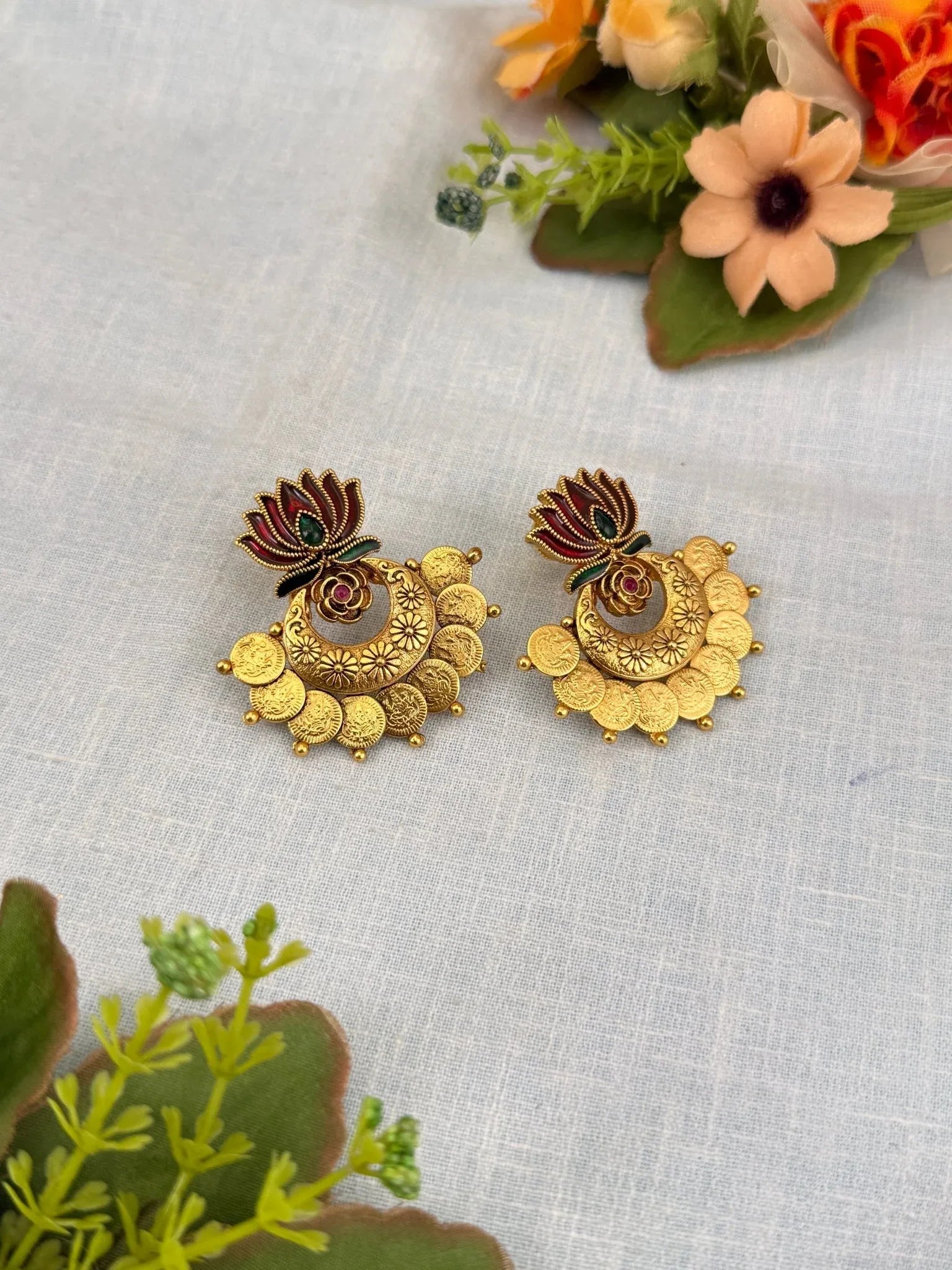 Royal Antique Lotus Earring 0389 - Mahilas