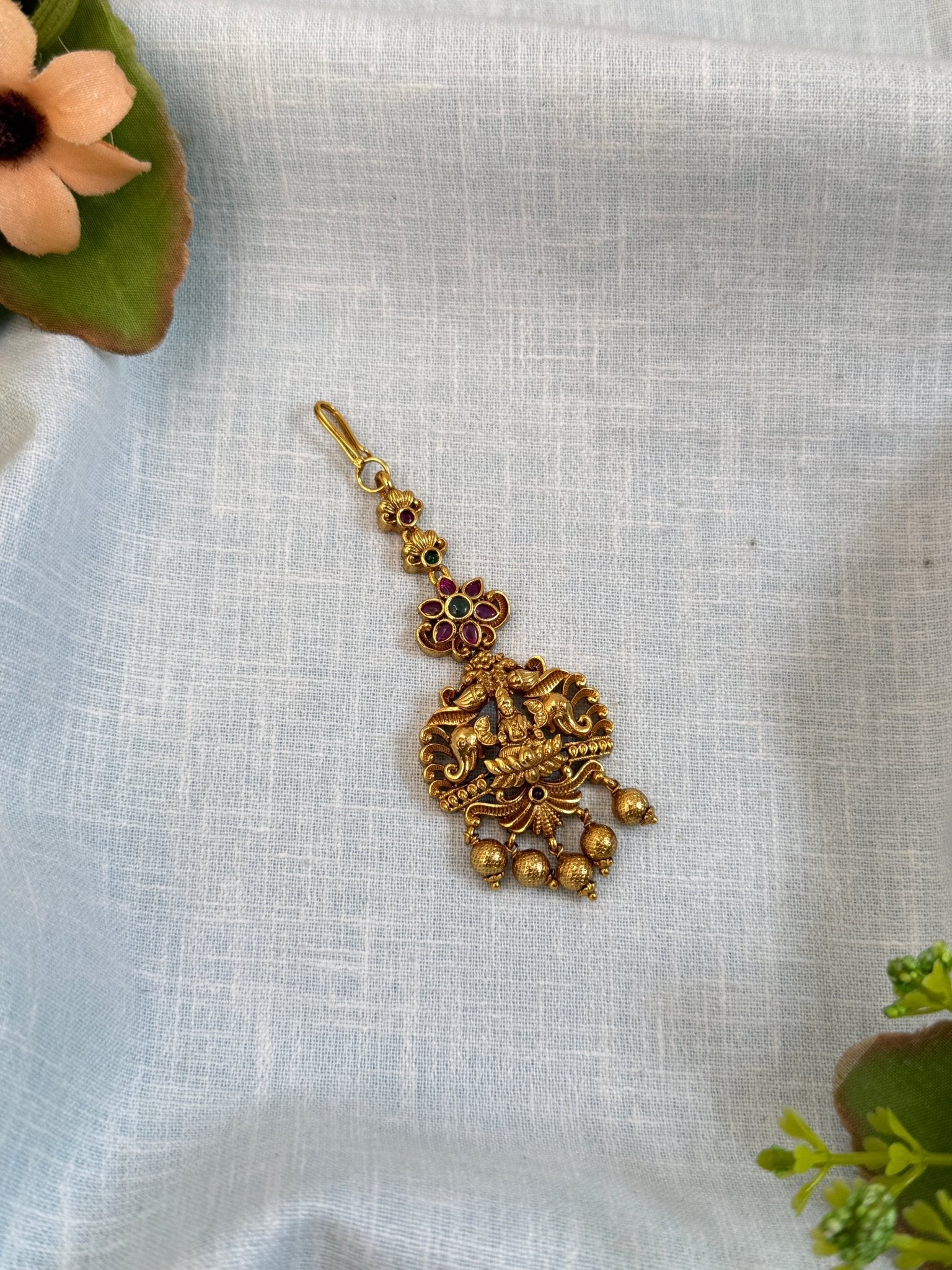 Royal Antique Maang Tikka 233 - Mahilas