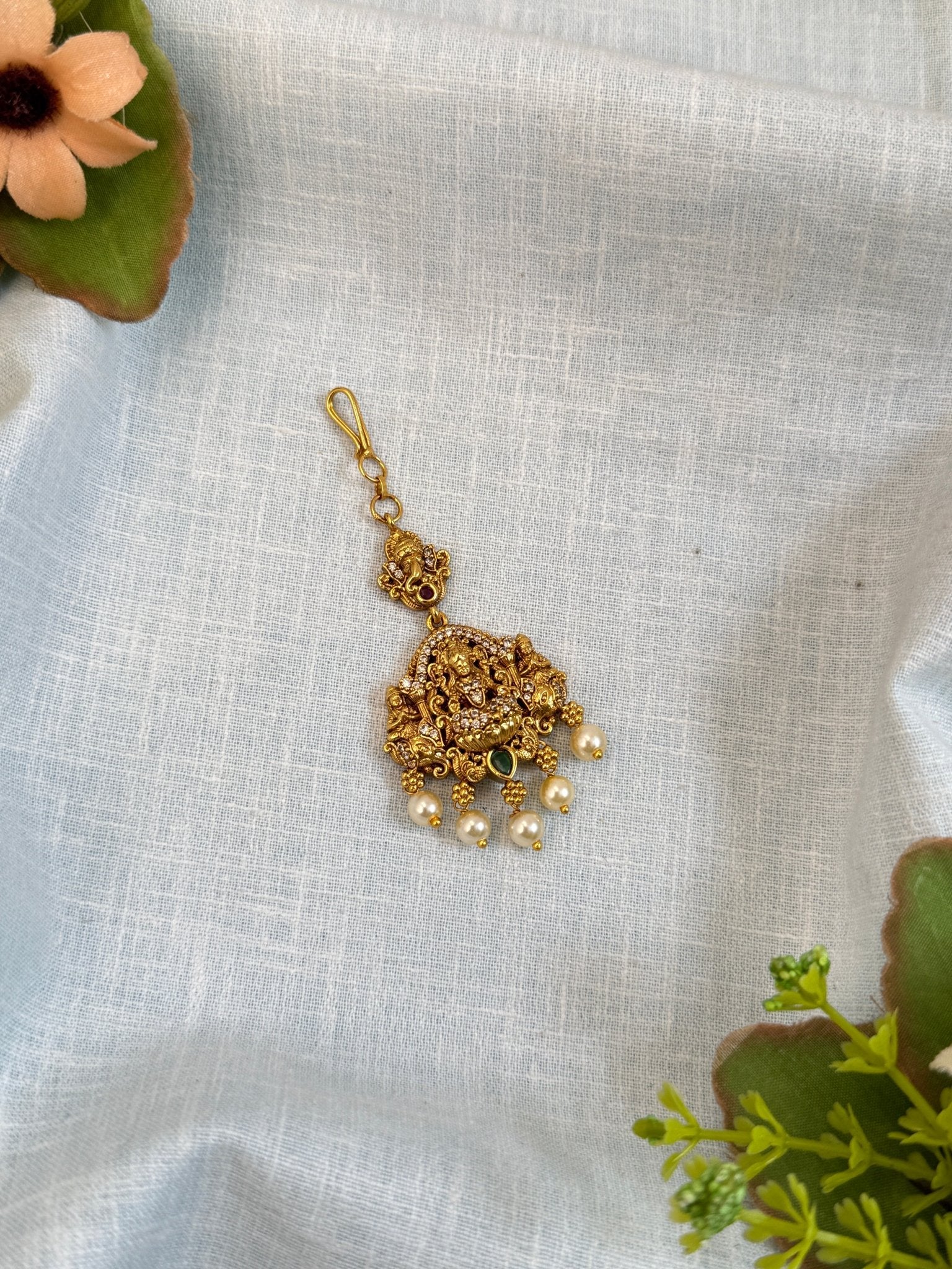 Royal Antique Maang Tikka 235 - Mahilas